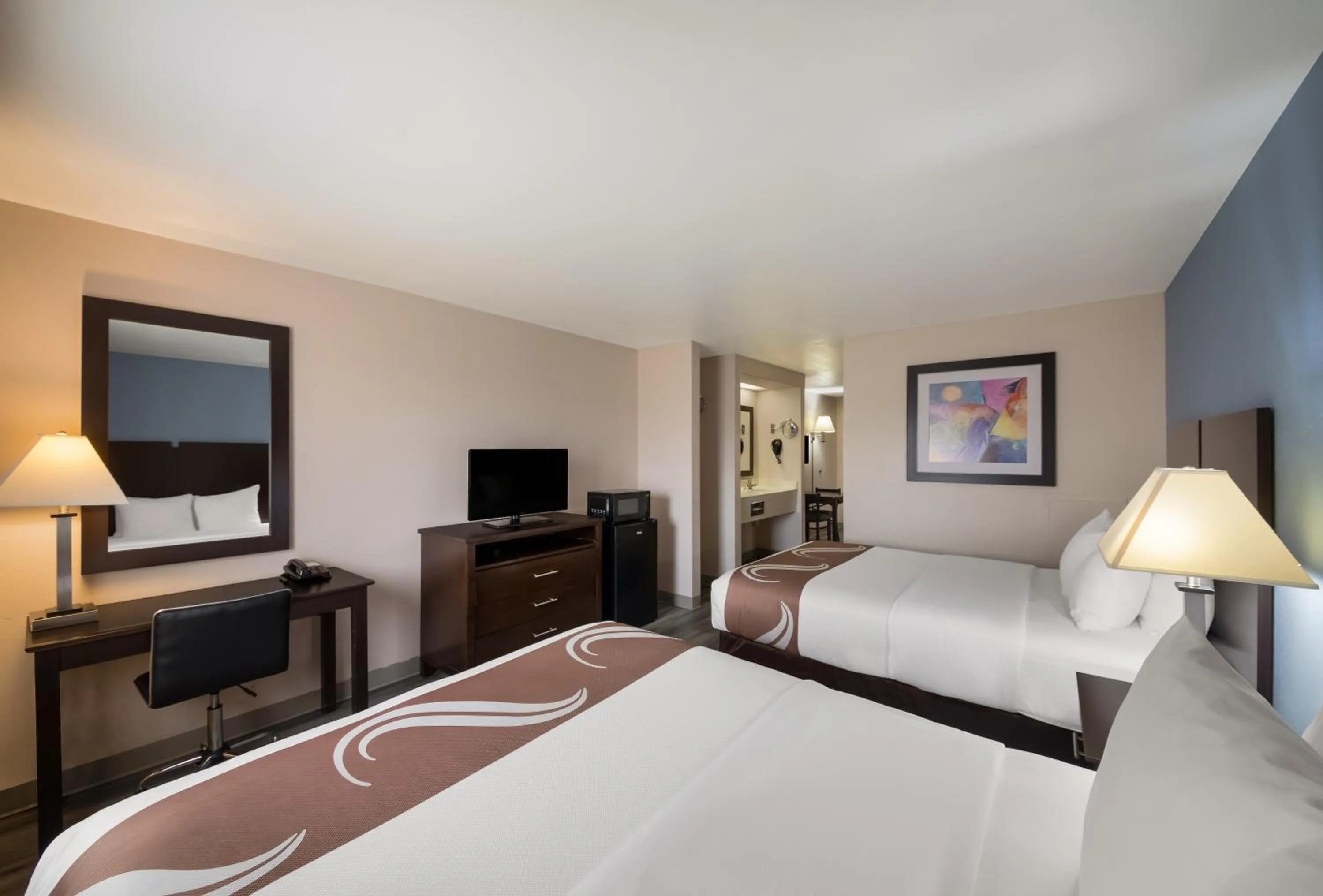 Bedroom, Bed in Quality Inn & Suites Round Rock