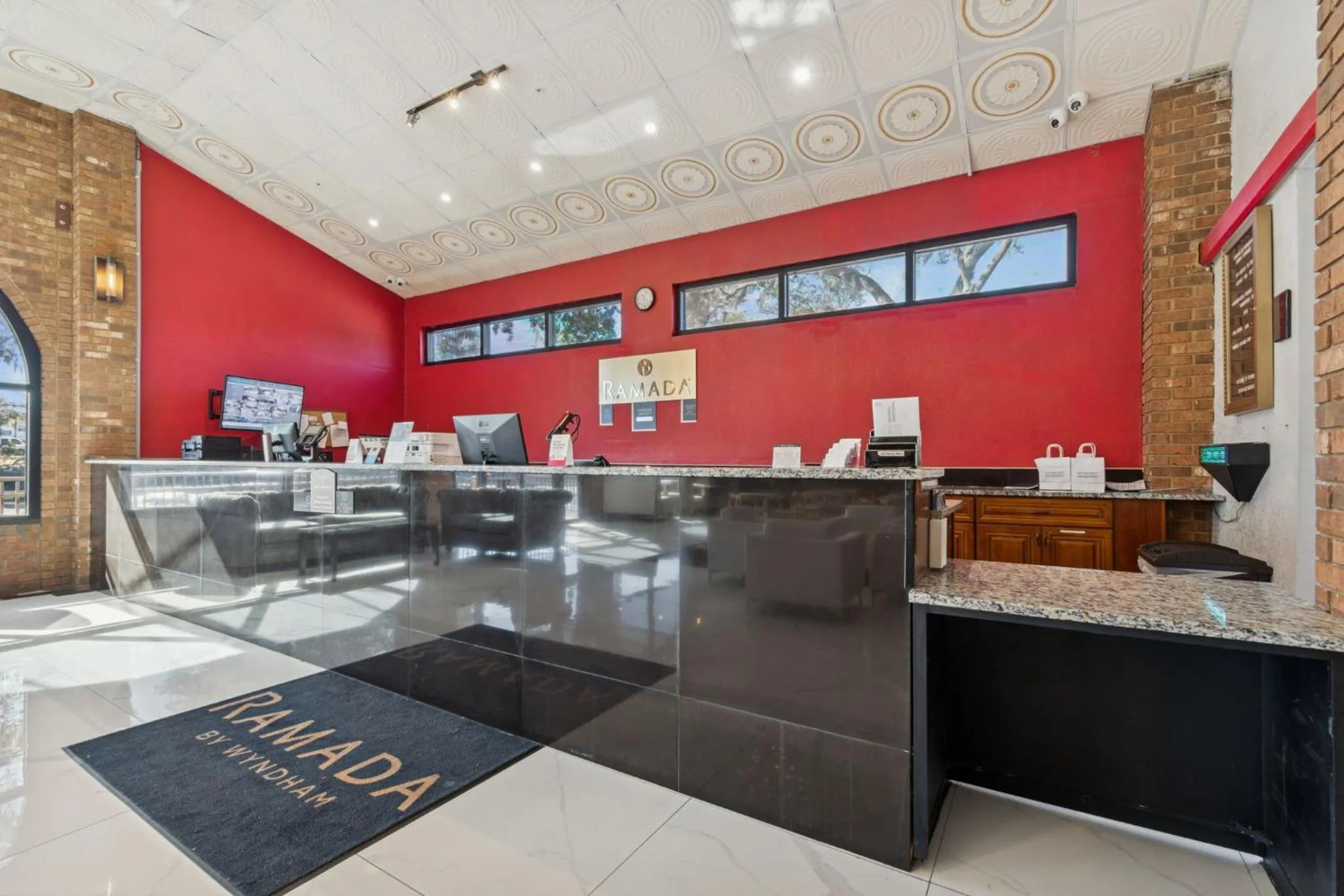 Lobby or reception in Ramada by Wyndham Temple Terrace/Tampa North