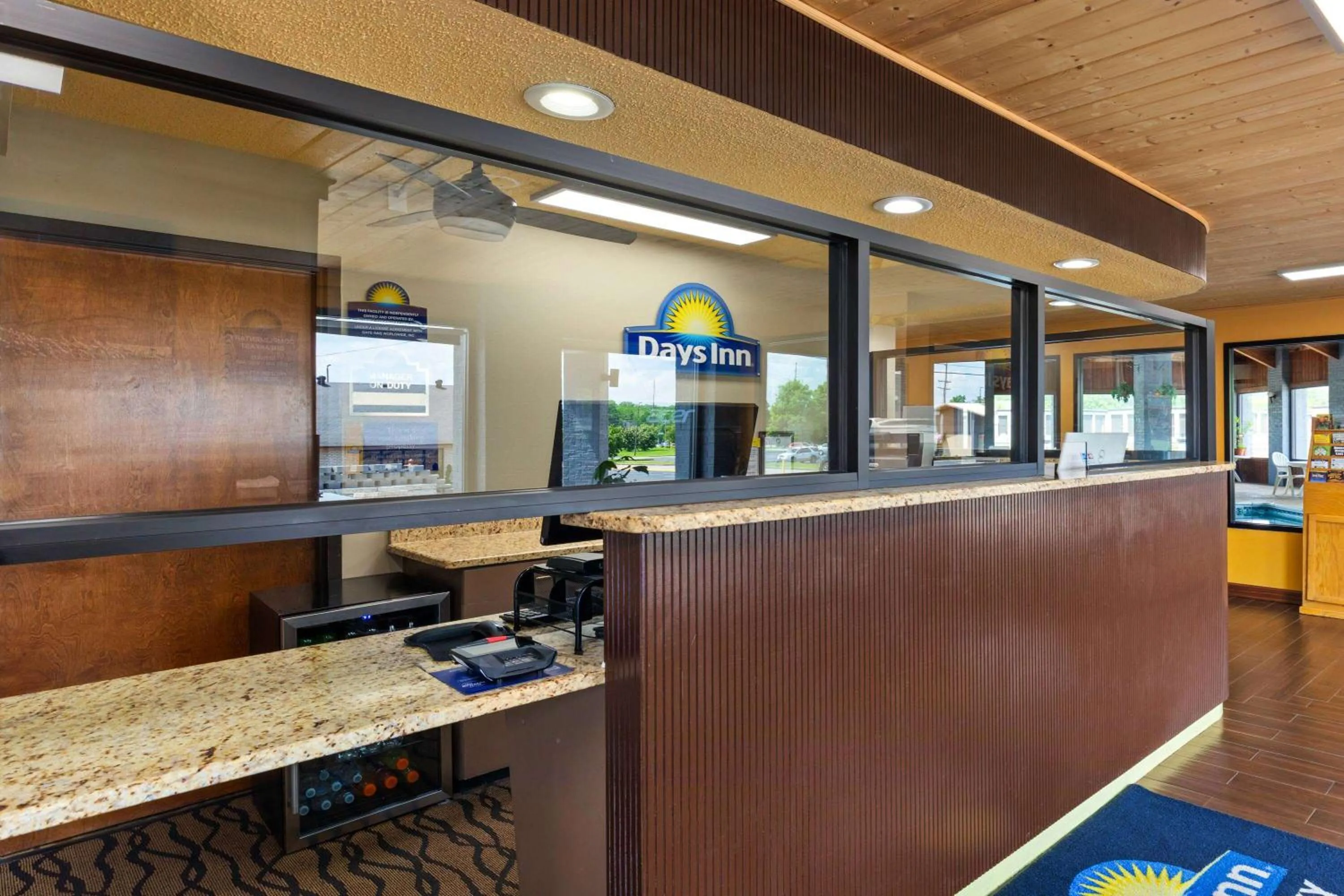 Lobby or reception in Days Inn by Wyndham Glasgow