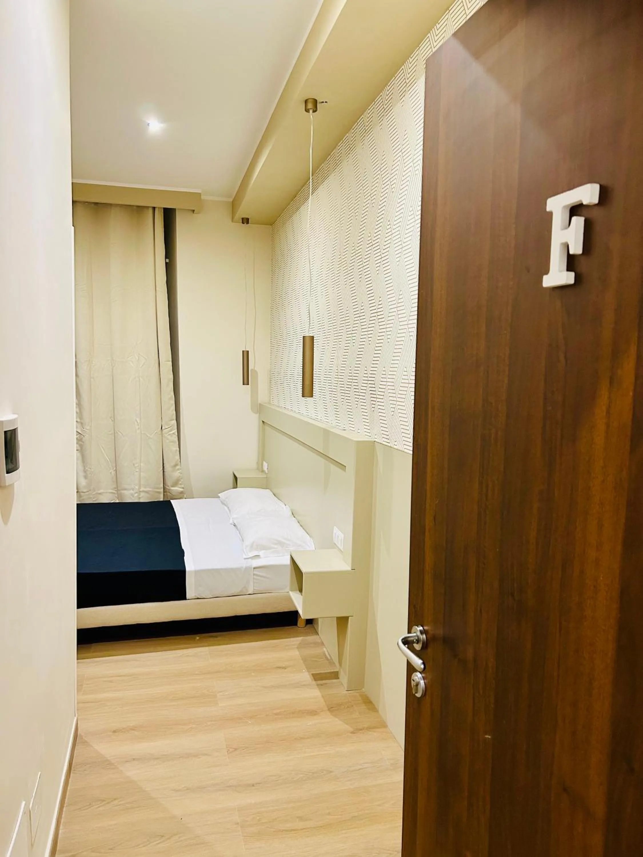 Bedroom, Bed in ImeraRooms