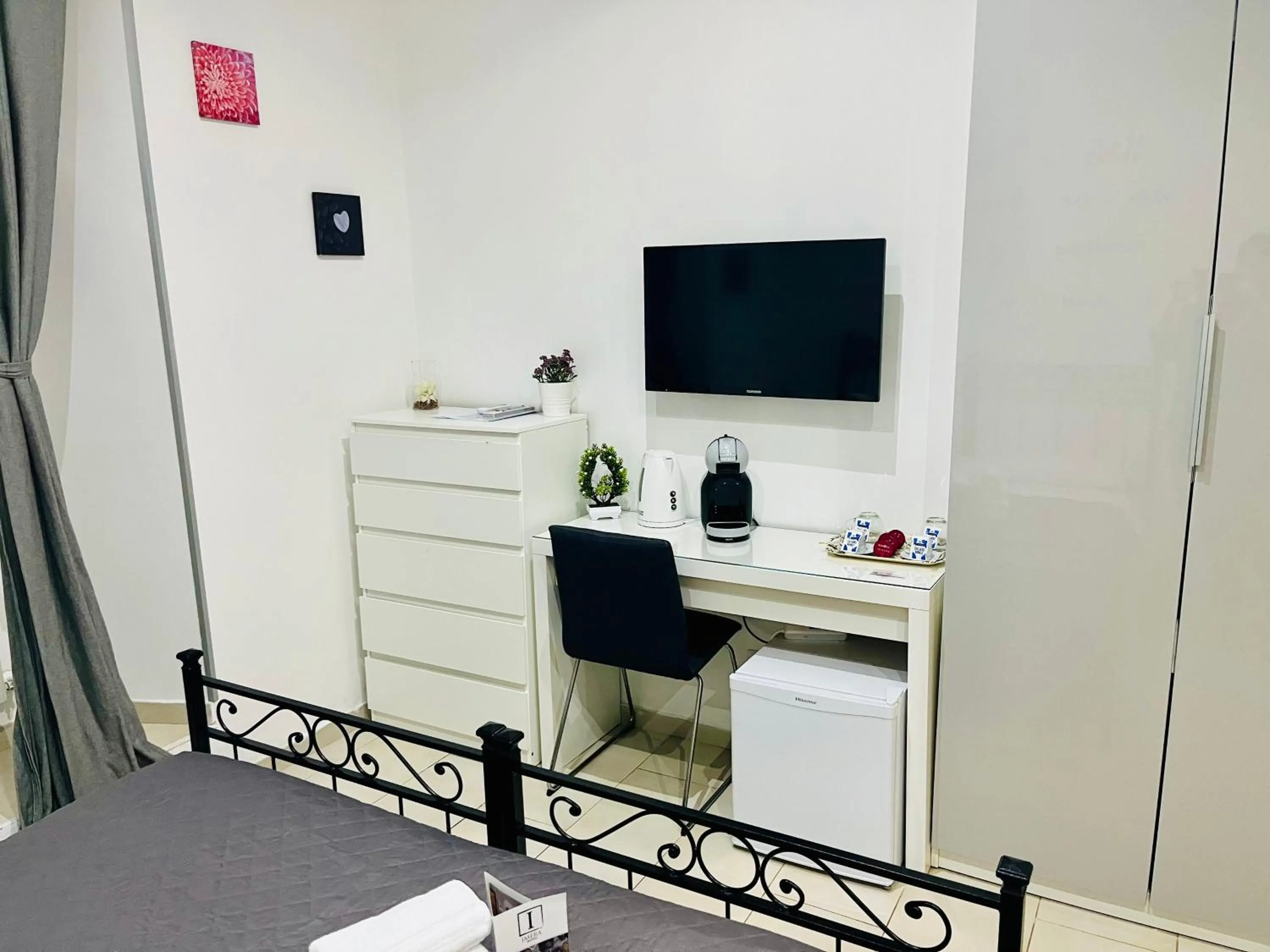 Area and facilities in ImeraRooms