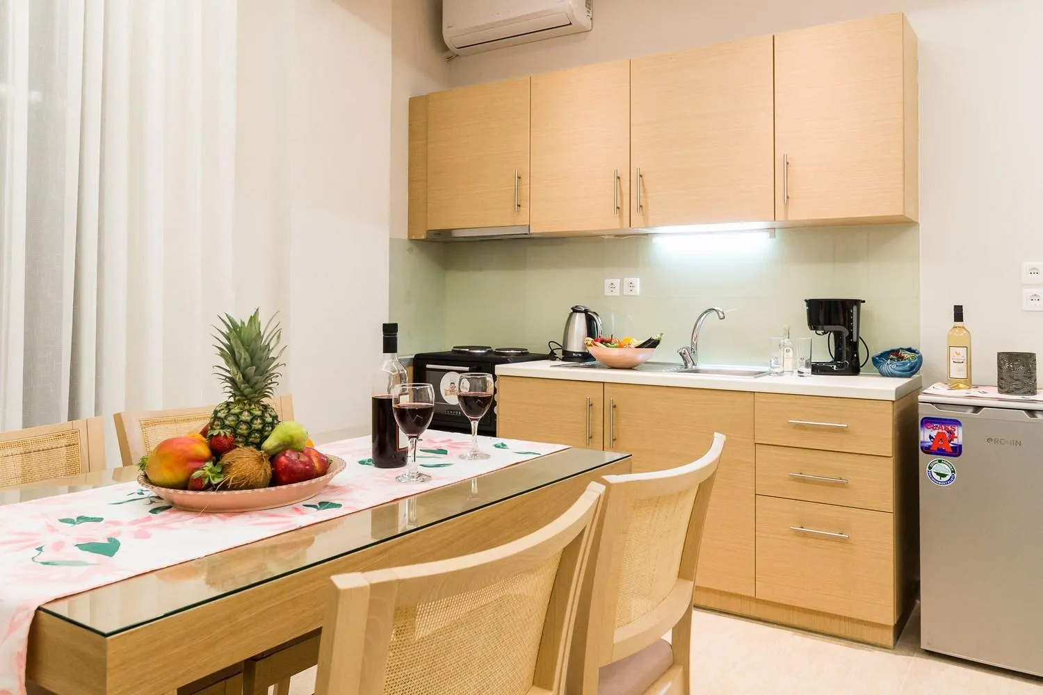 Coffee/tea facilities in Alektor Luxury Apartments