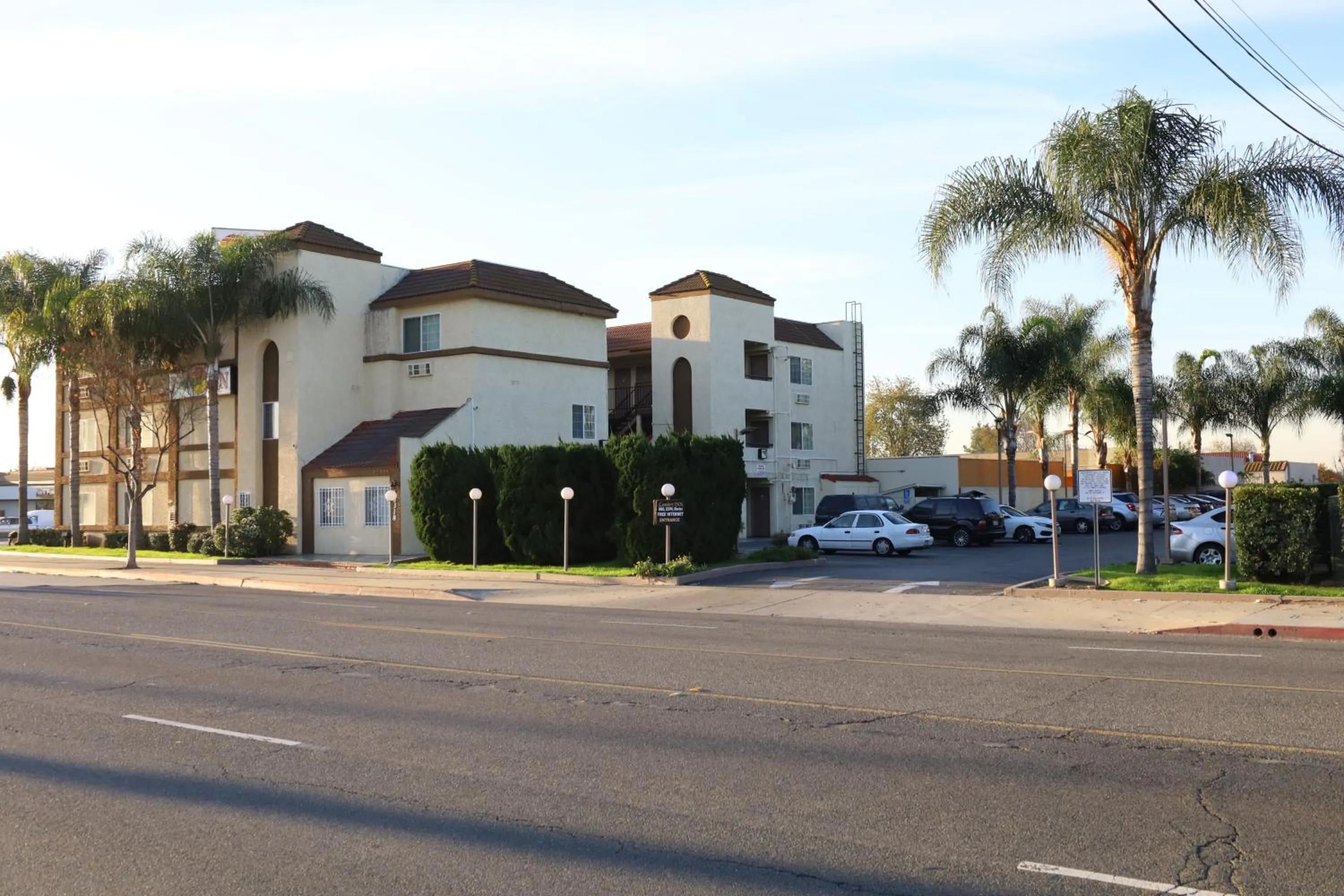 Property building in Lambert Inn