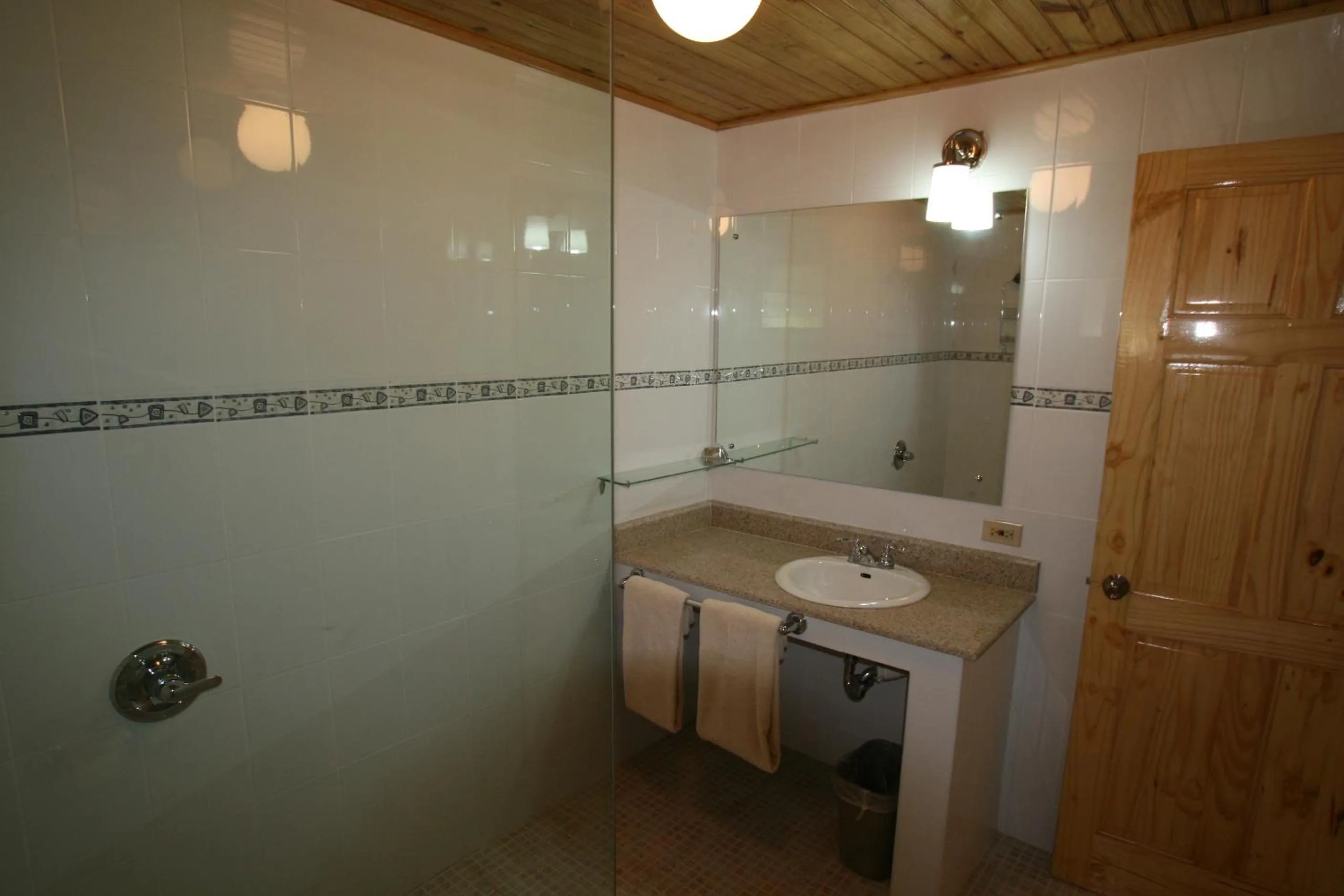 Bathroom in Le Mirage