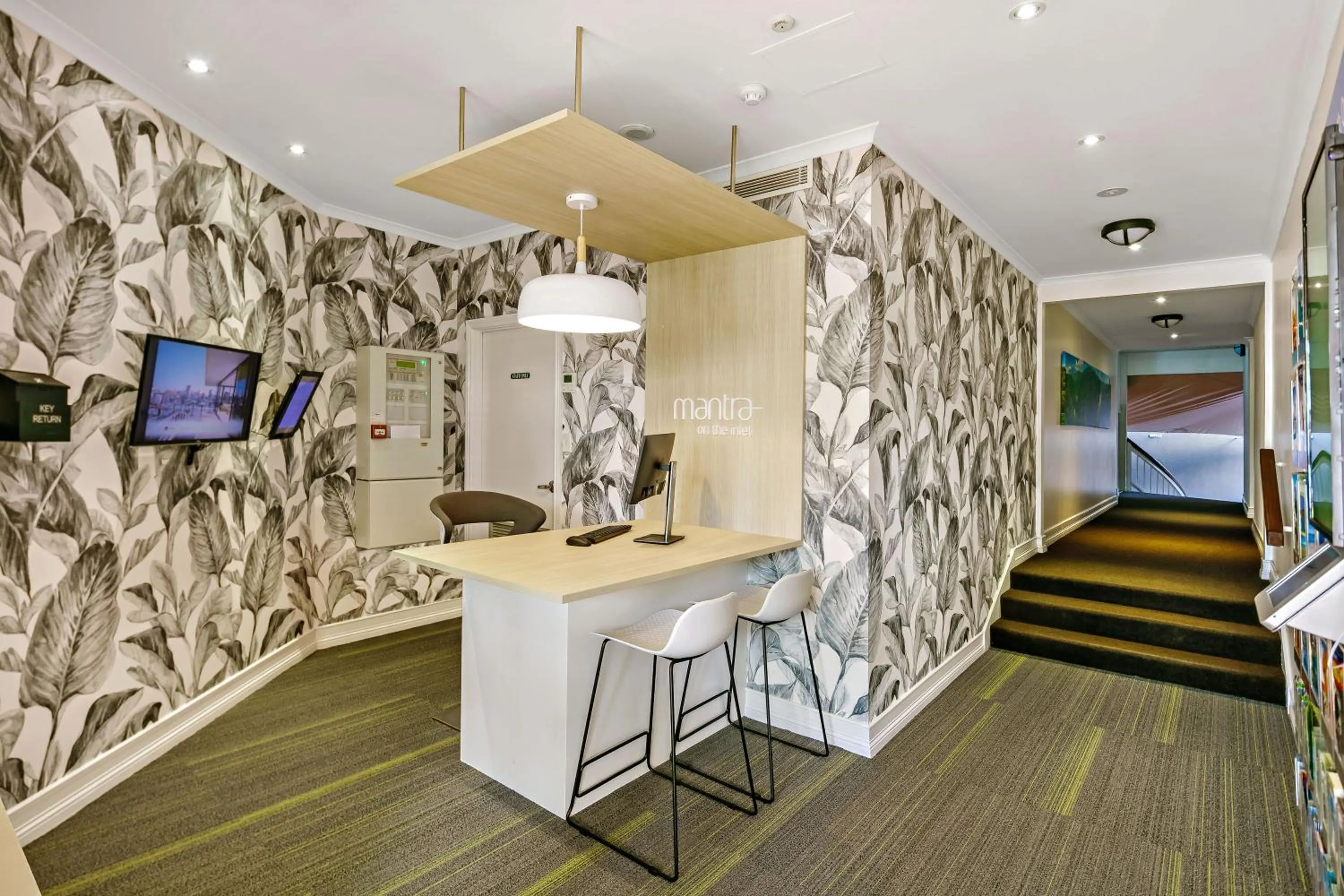 Lobby or reception in Mantra on the Inlet