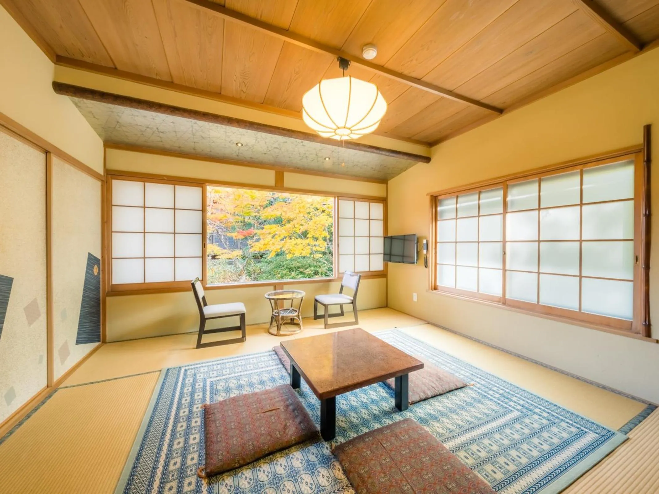 Photo of the whole room in Koyasan Shukubo Ekoin