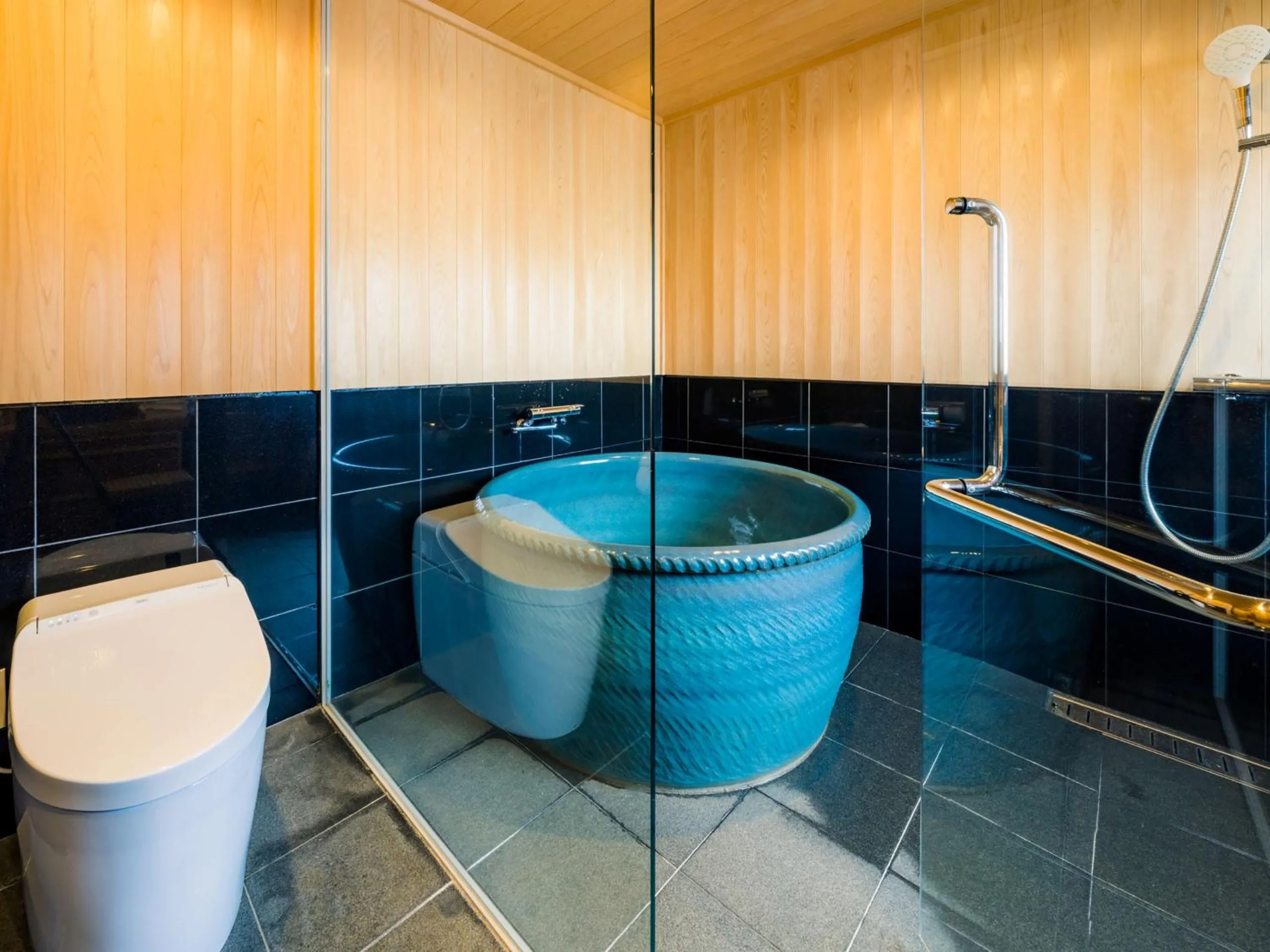 Bathroom in Koyasan Shukubo Ekoin