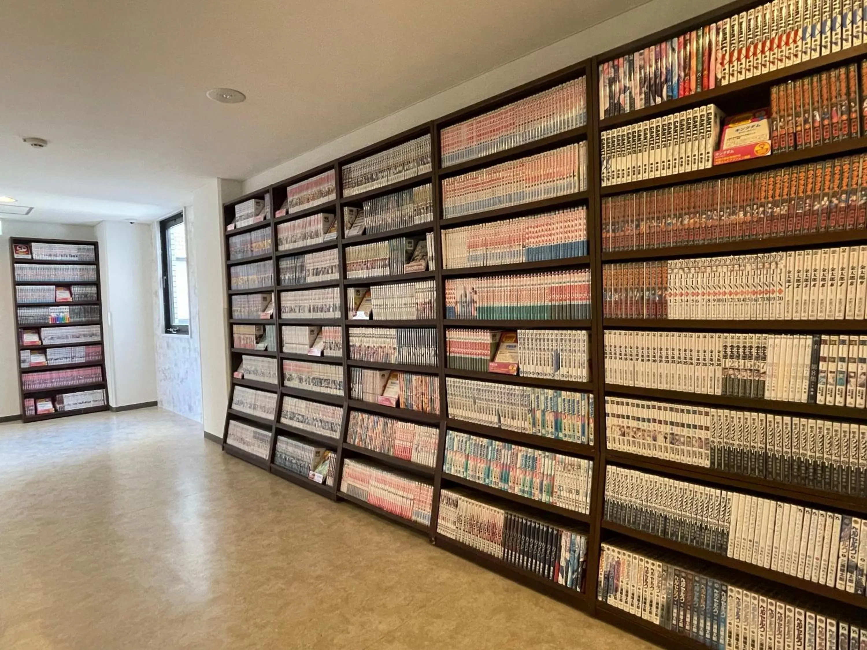 Library in Kusatsu Daiichi Hotel