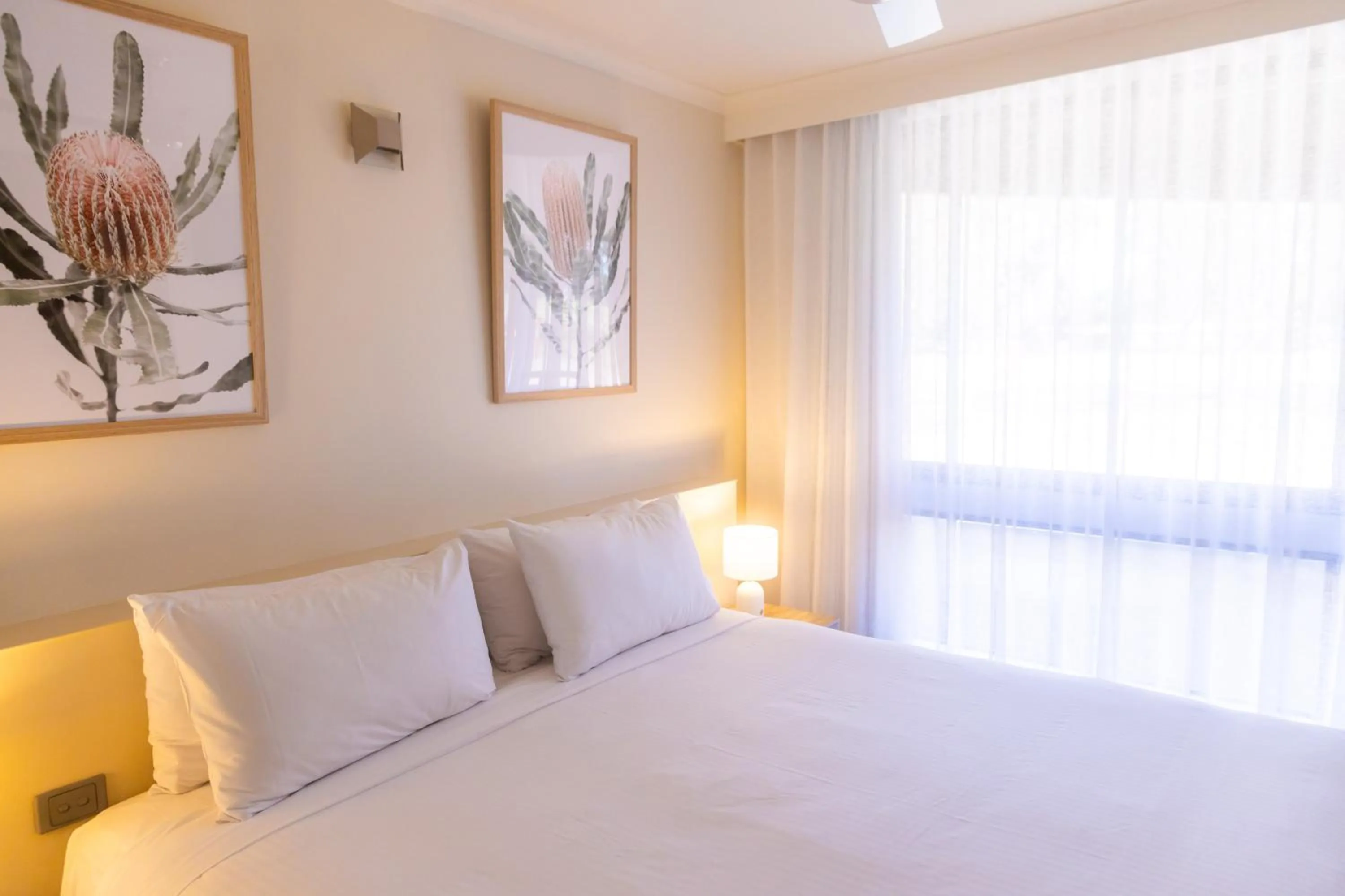 Bedroom, Bed in Rich River Golf Club