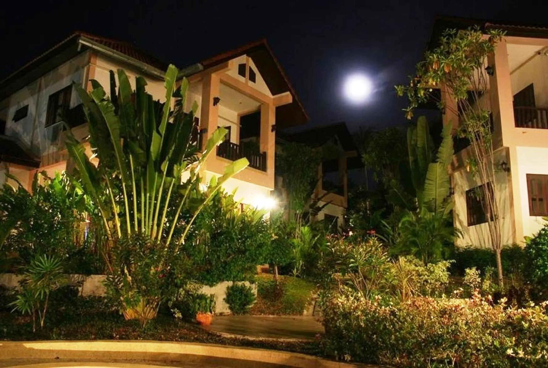 Garden in Baan Jasmin Village