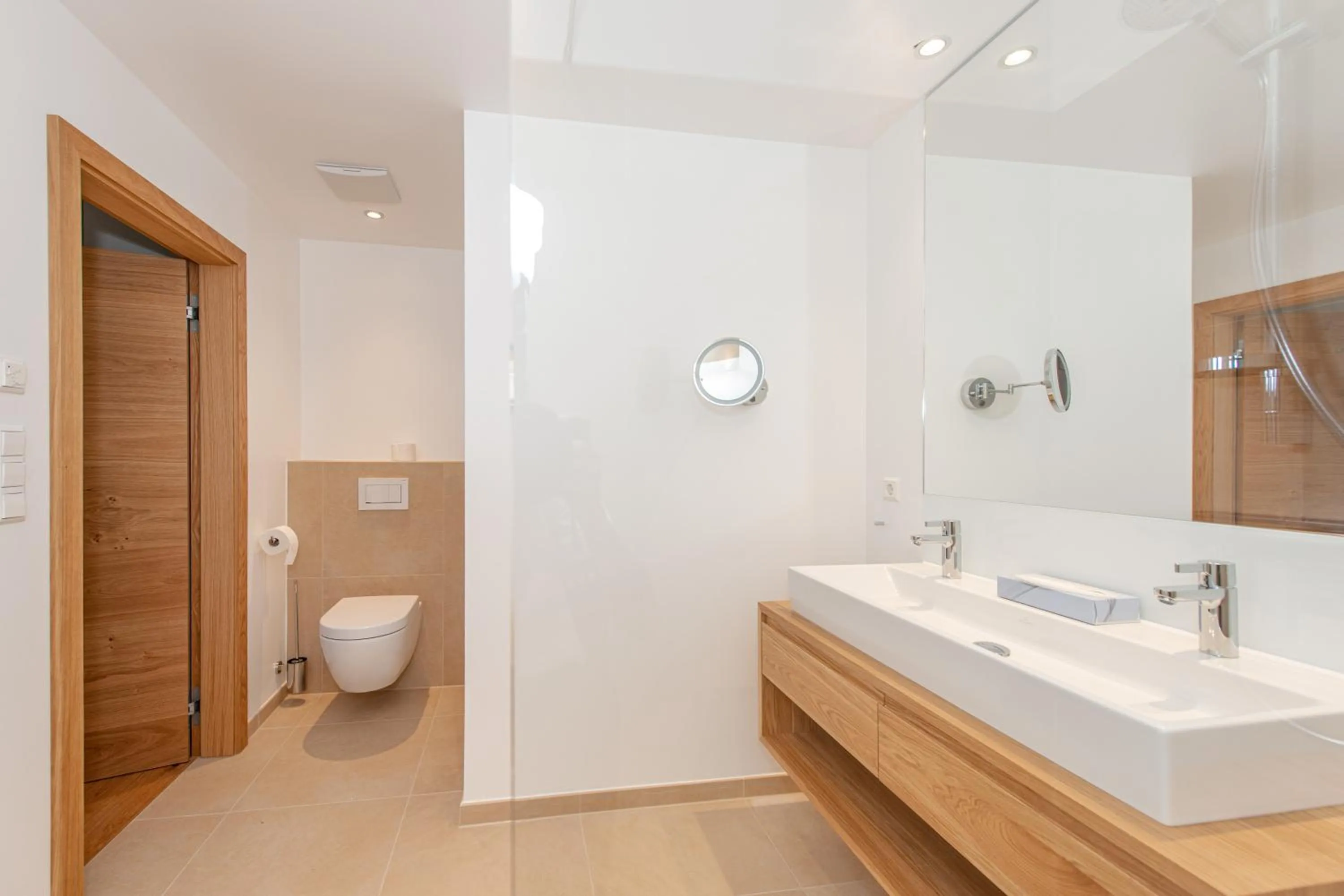Bathroom in Skylodge Alpine Homes