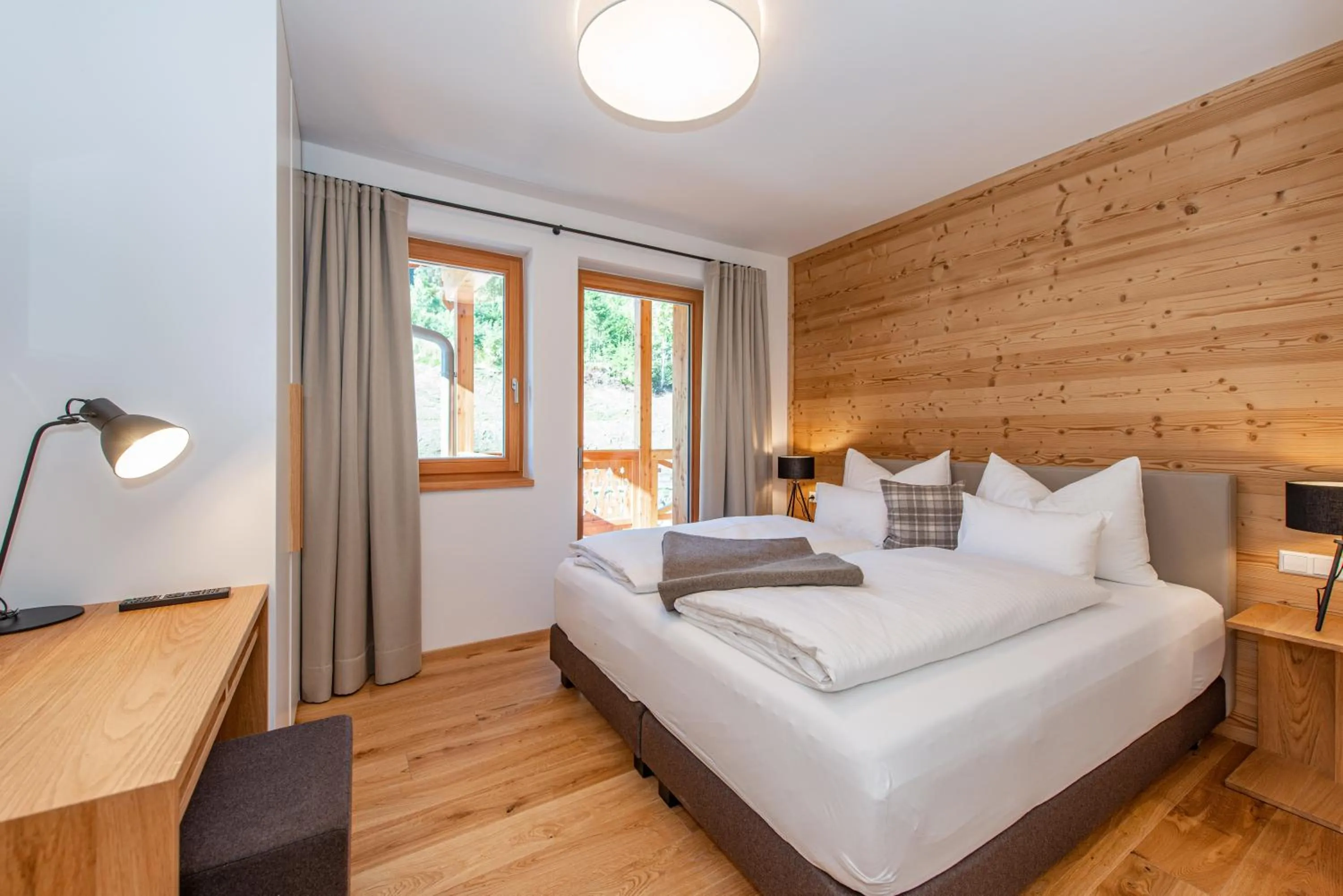 Bedroom, Bed in Skylodge Alpine Homes