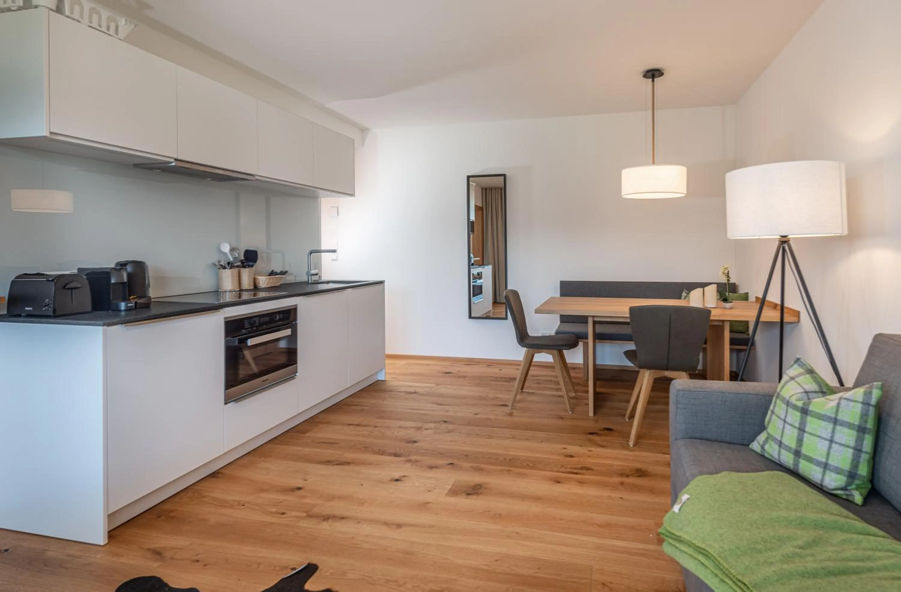 Kitchen or kitchenette in Skylodge Alpine Homes