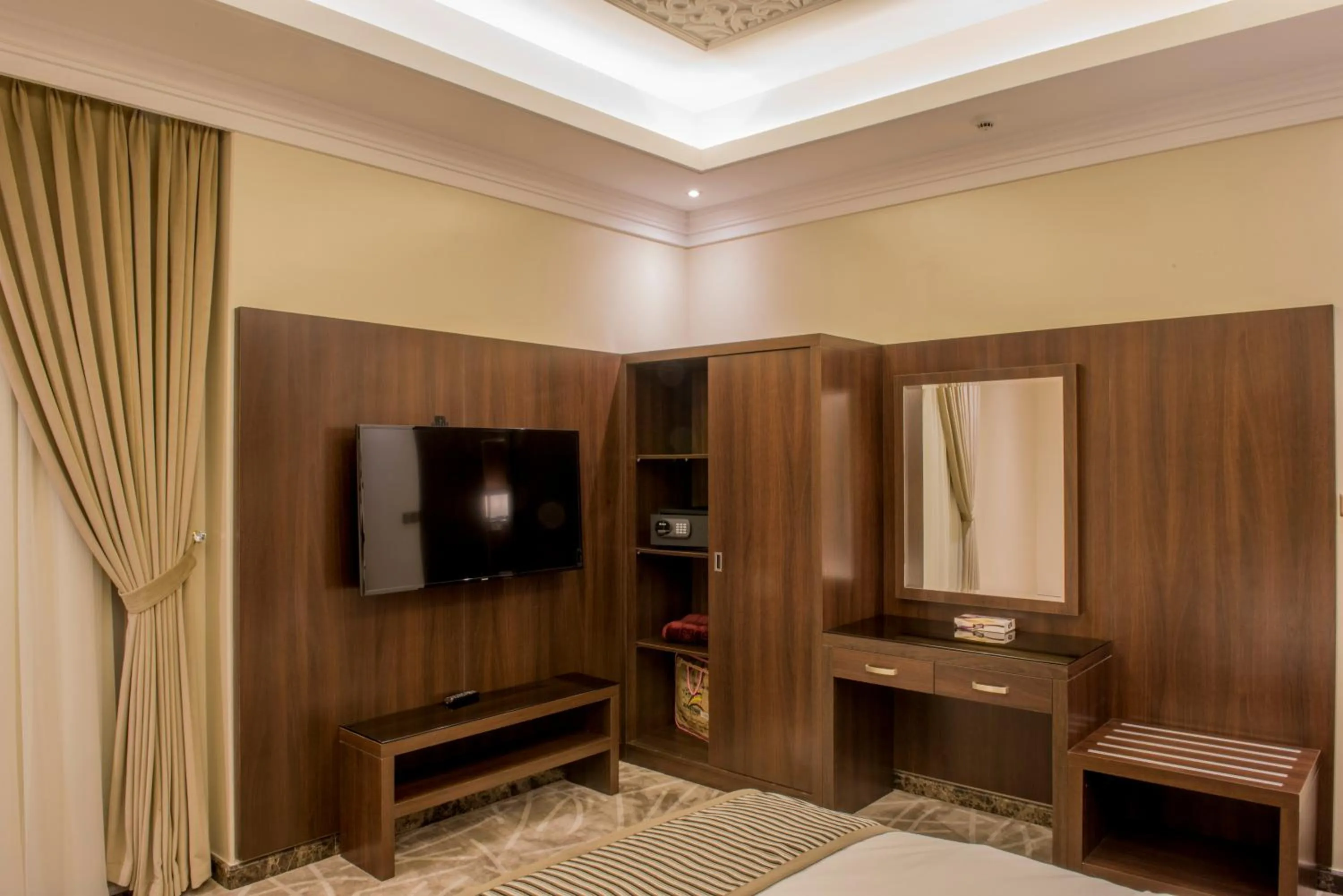 TV and multimedia, Bed in نورمينا الشرق للشقق المخدومة