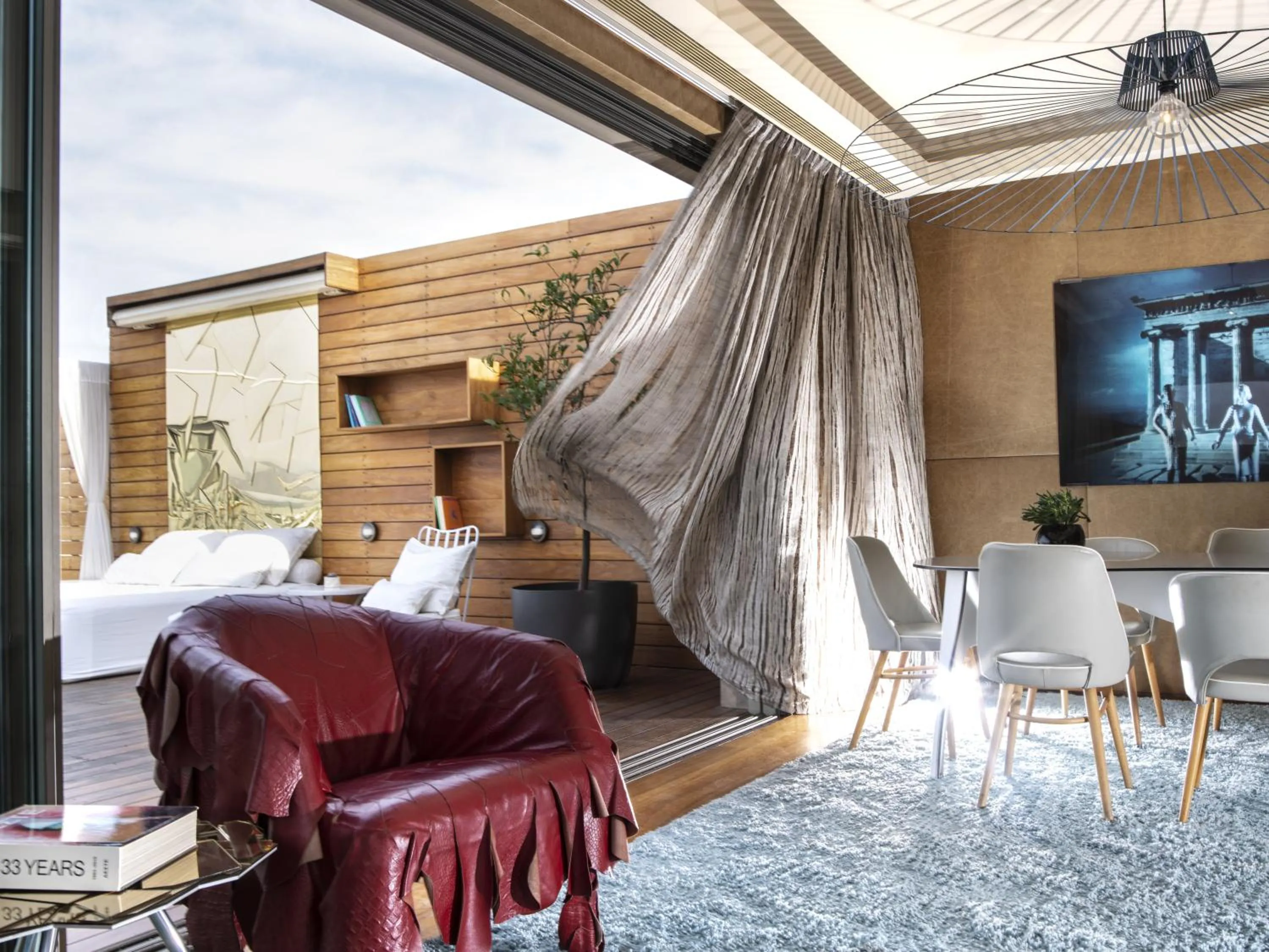 Balcony/Terrace, Bed in New Hotel