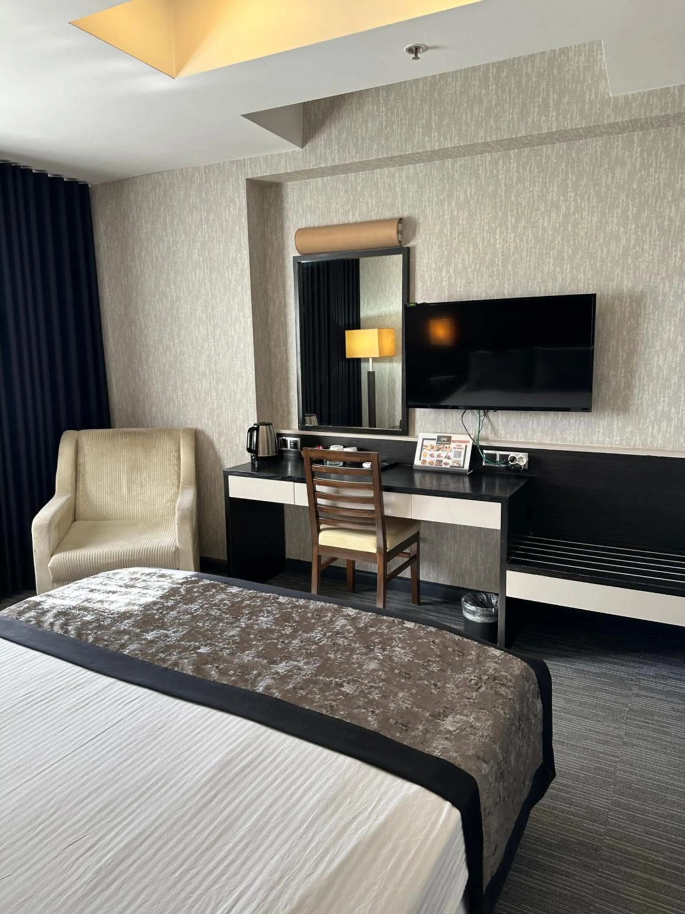 Bed in Grand Denizli Hotel