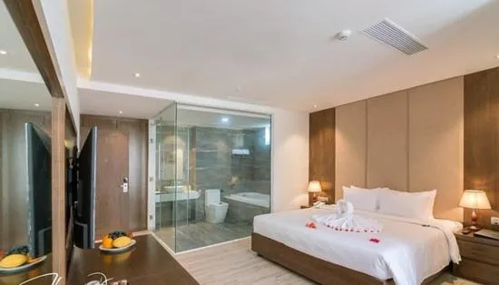 Bedroom, Bed in Greenery Hotel