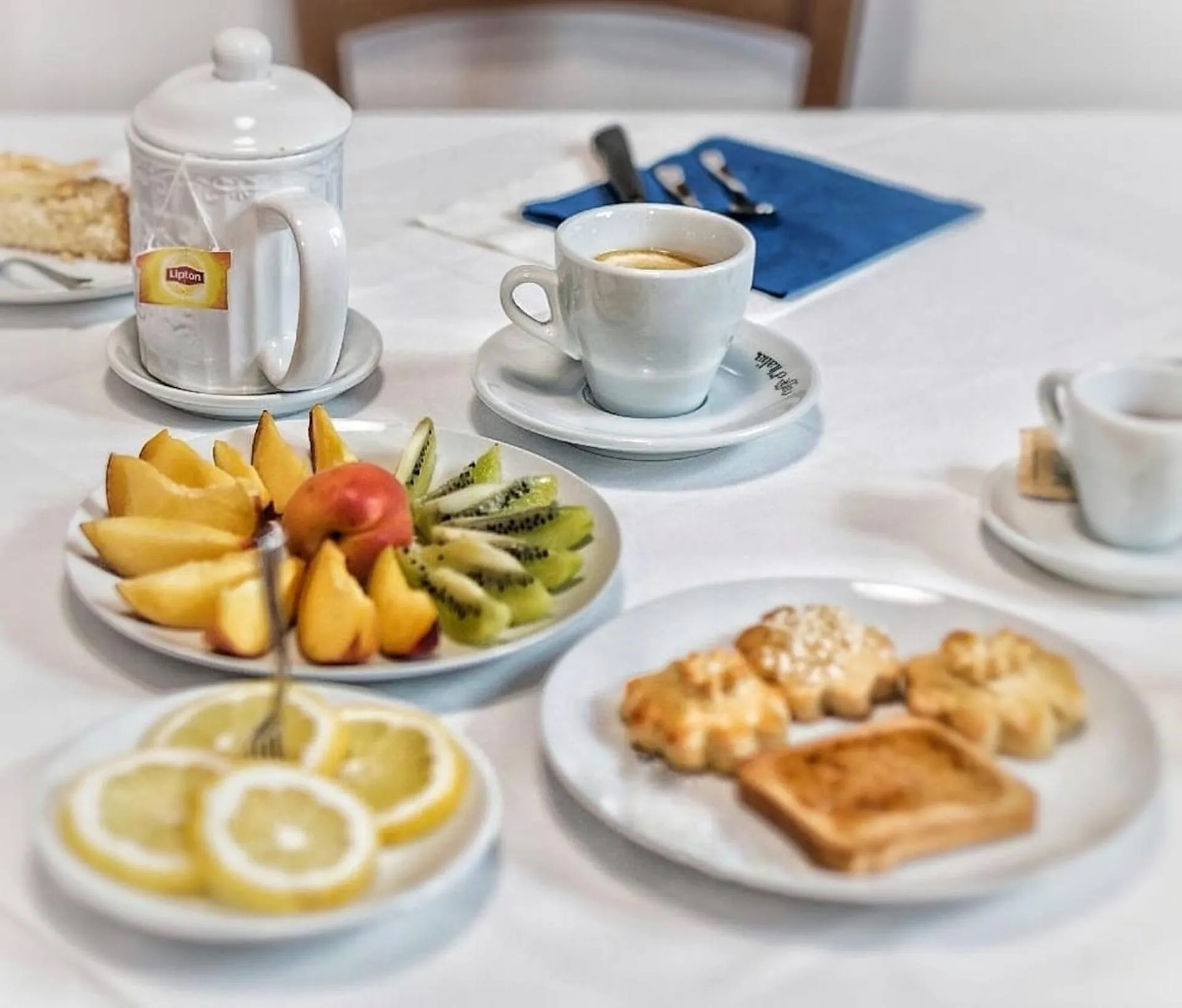 Continental breakfast in Ghivine Albergo Diffuso