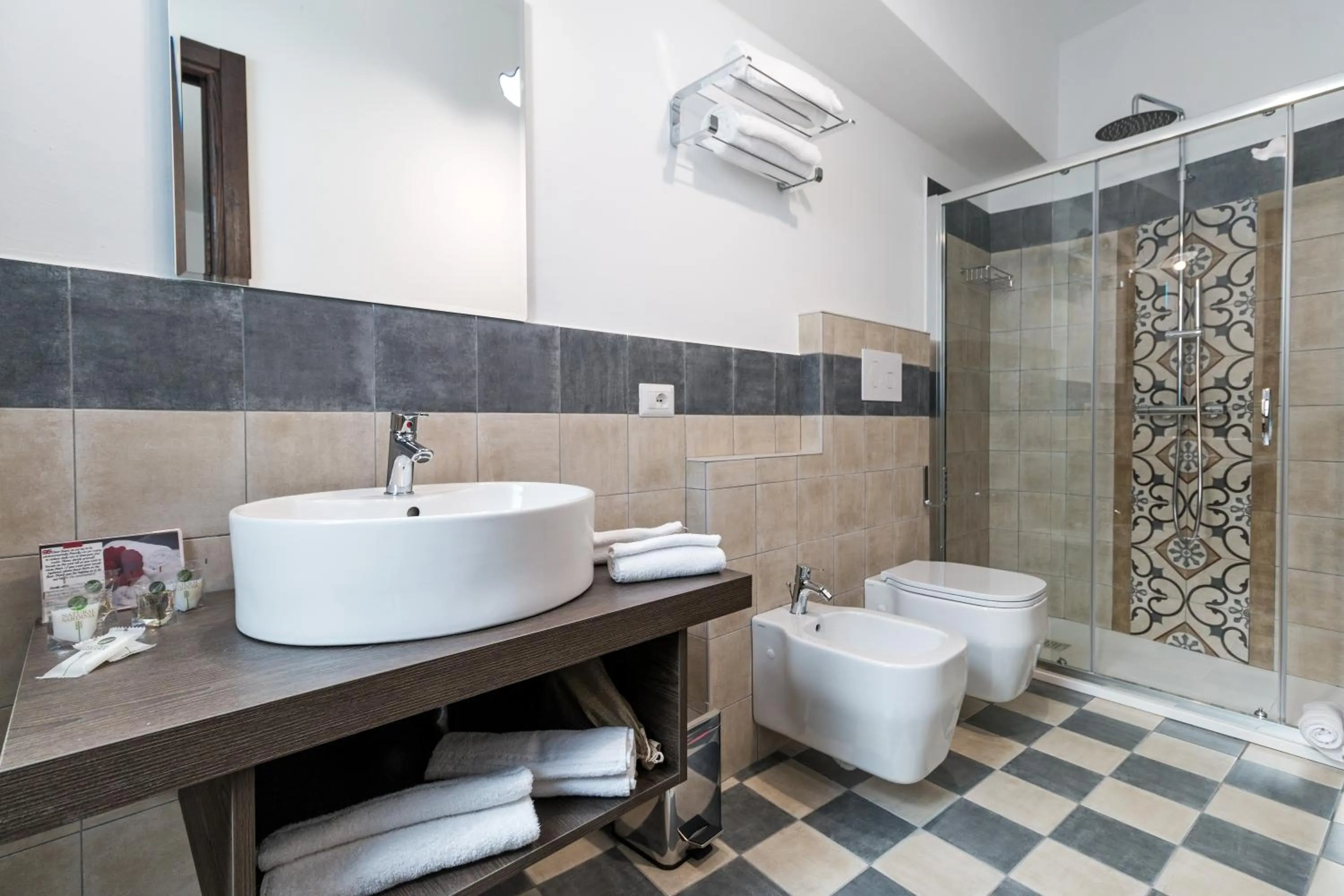 Ghivine Albergo Diffuso