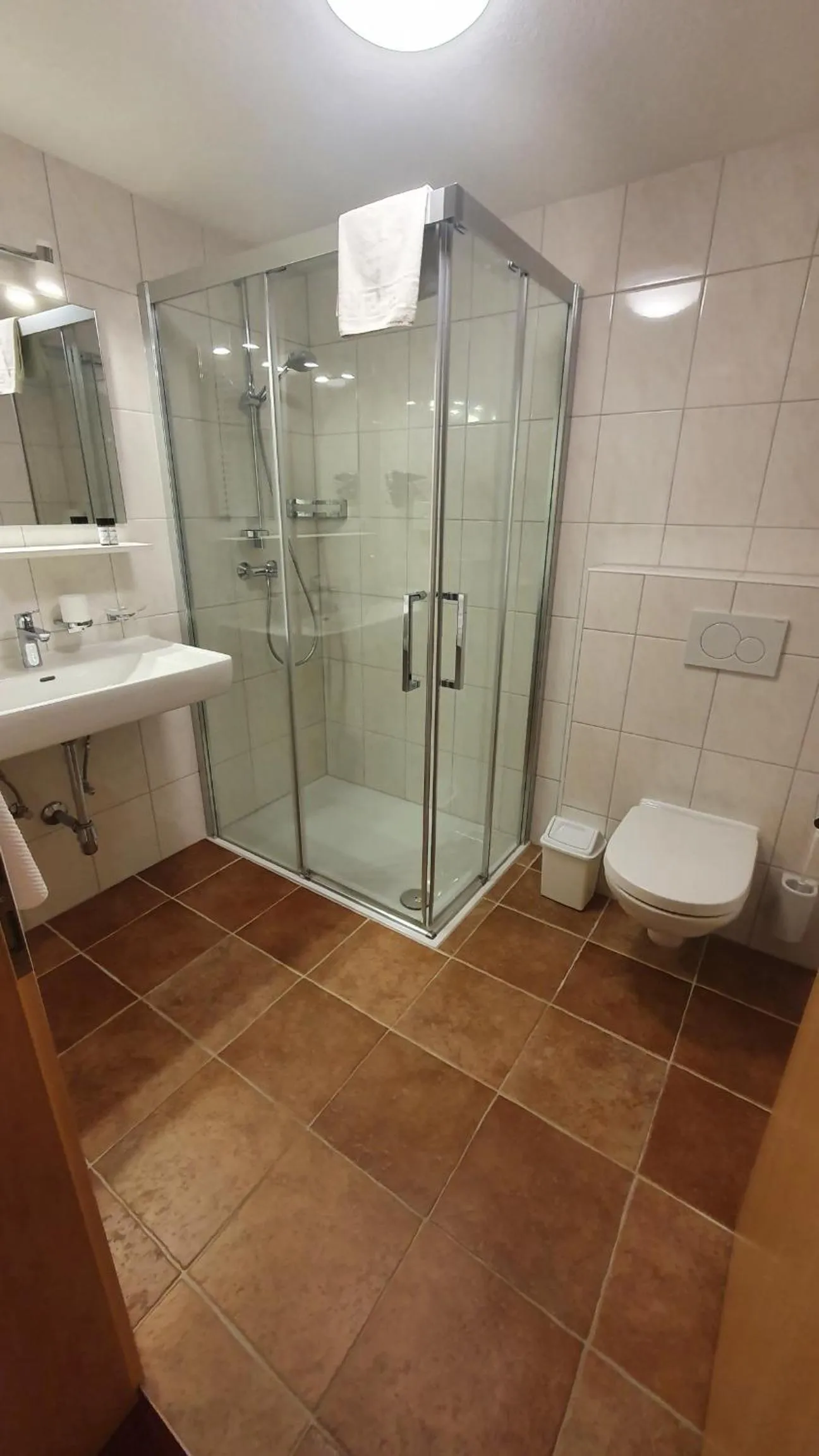 Shower in Hotel Garni Dorfblick