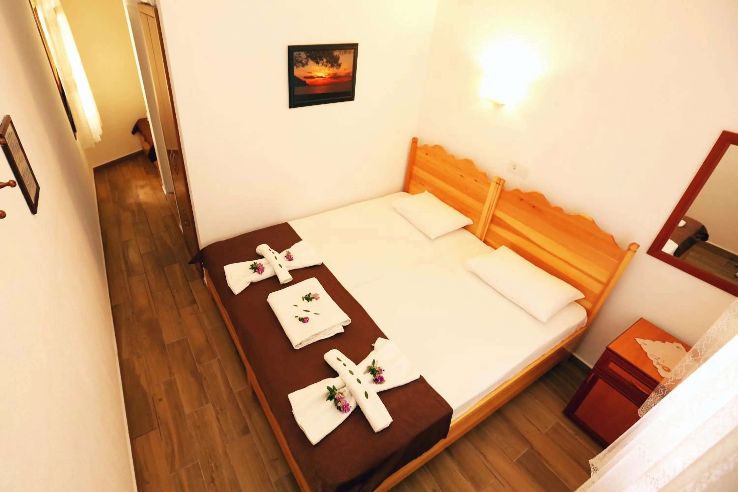 Photo of the whole room in Dalyan Pension