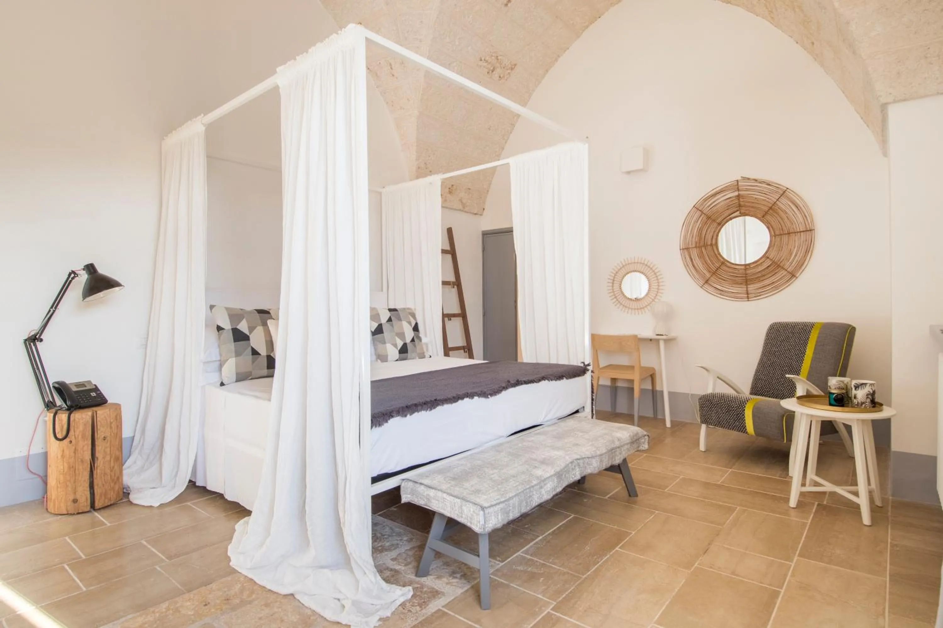 Bed in Masseria San Giovanni - Epoca Collection
