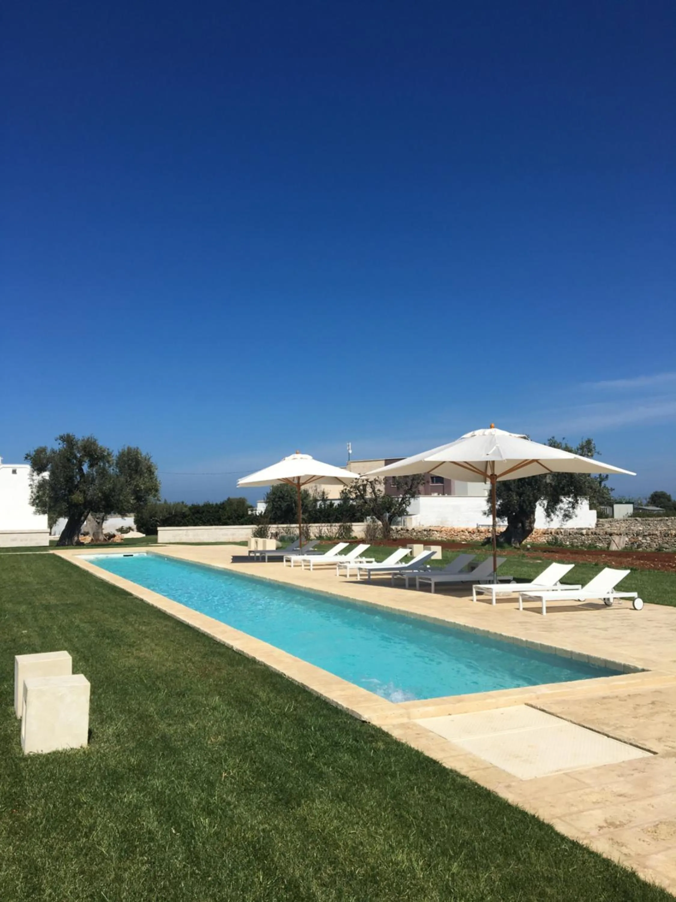 Swimming pool in Masseria San Giovanni - Epoca Collection
