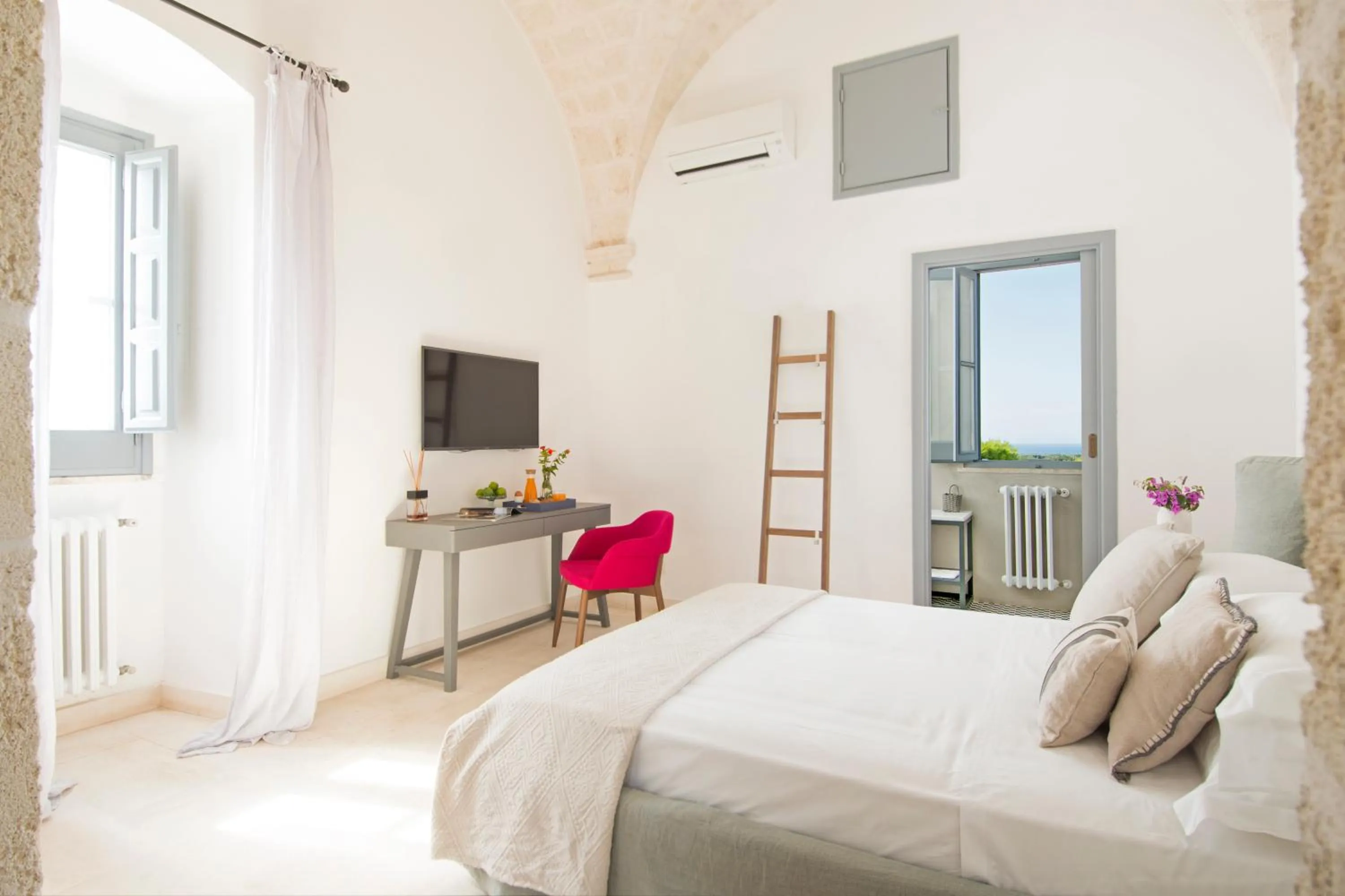 TV and multimedia, Bed in Masseria San Giovanni - Epoca Collection