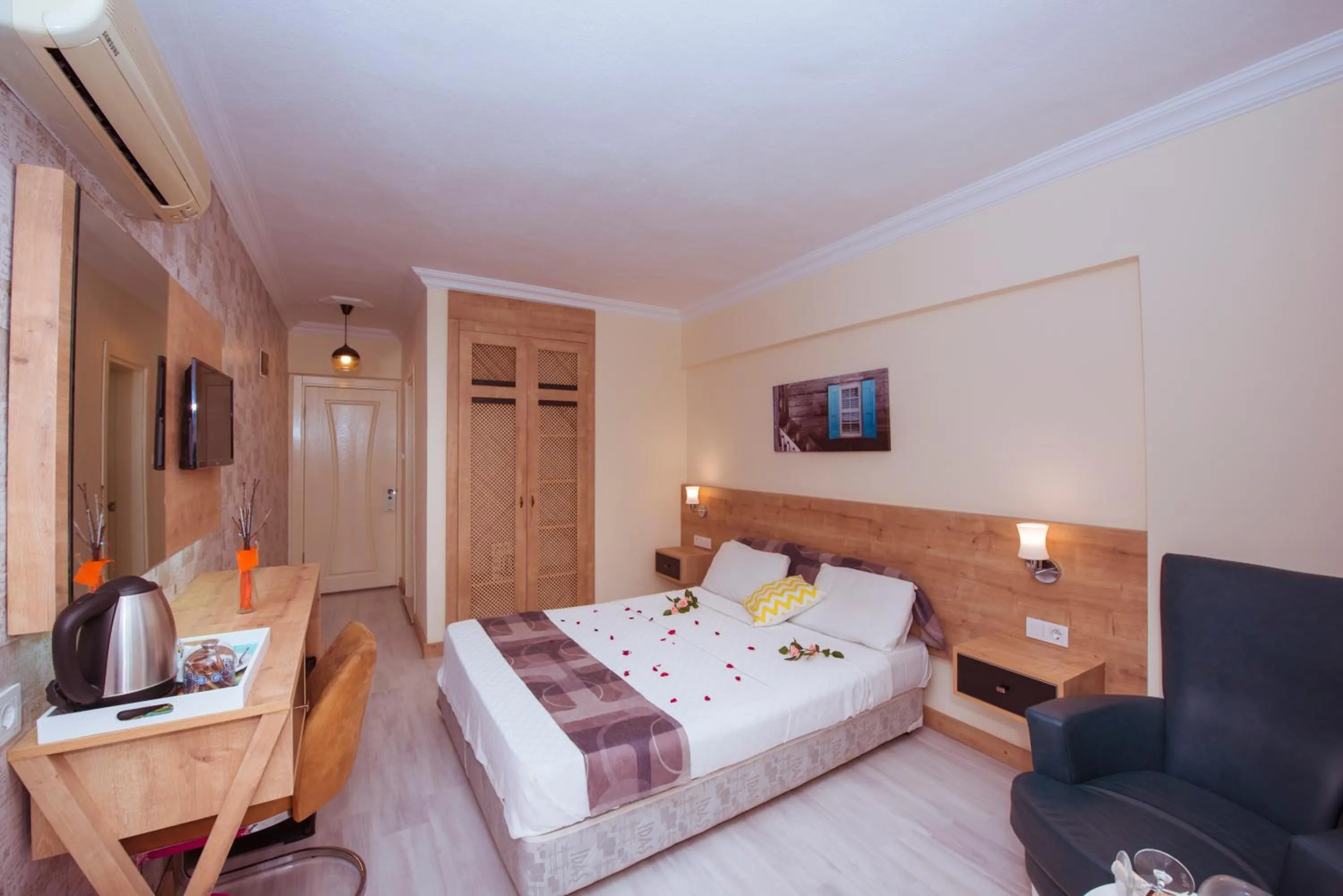 Bed in Ibrahim Bey Hotel