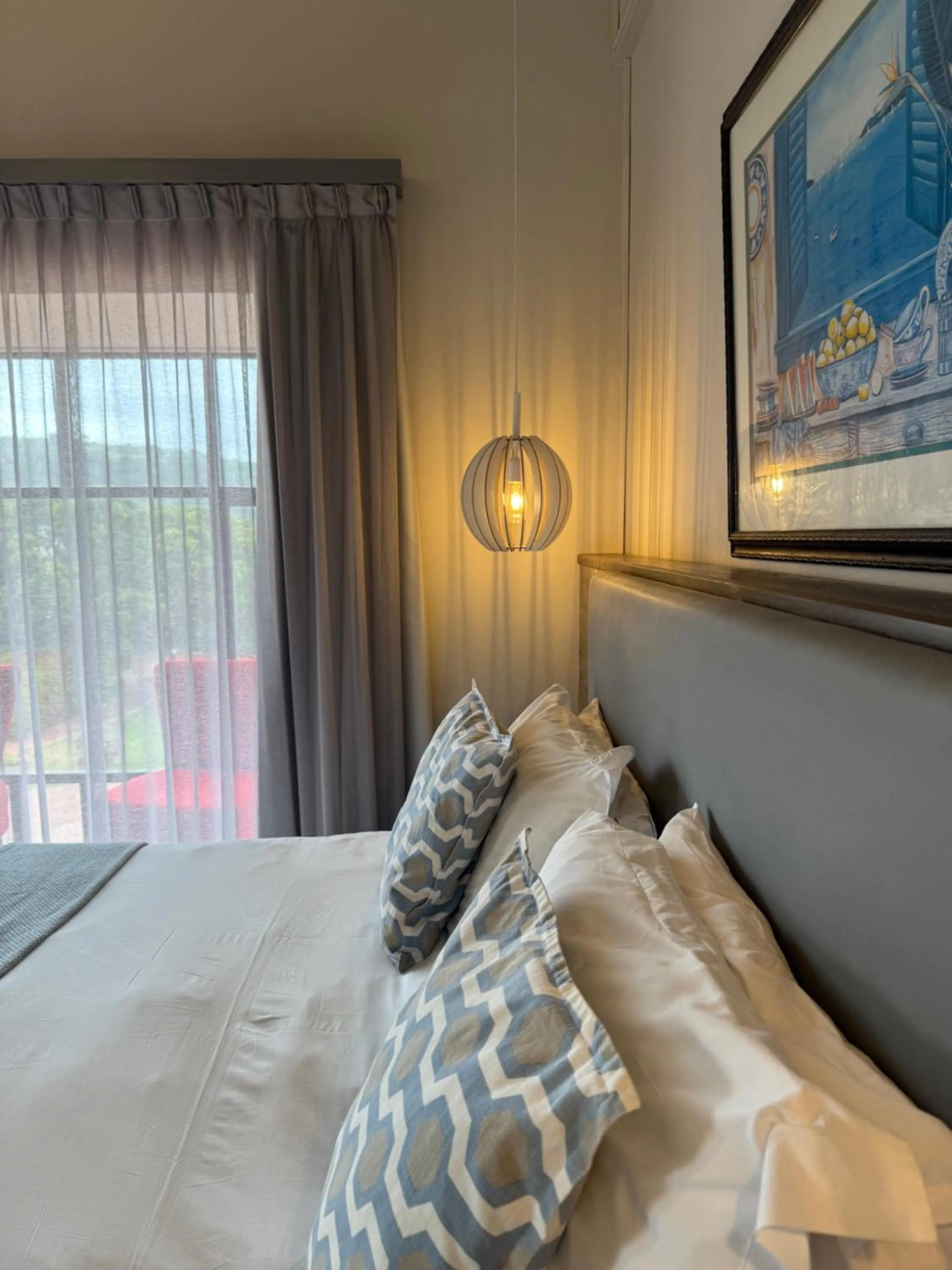 Bed in Dolphin Dunes Guesthouse