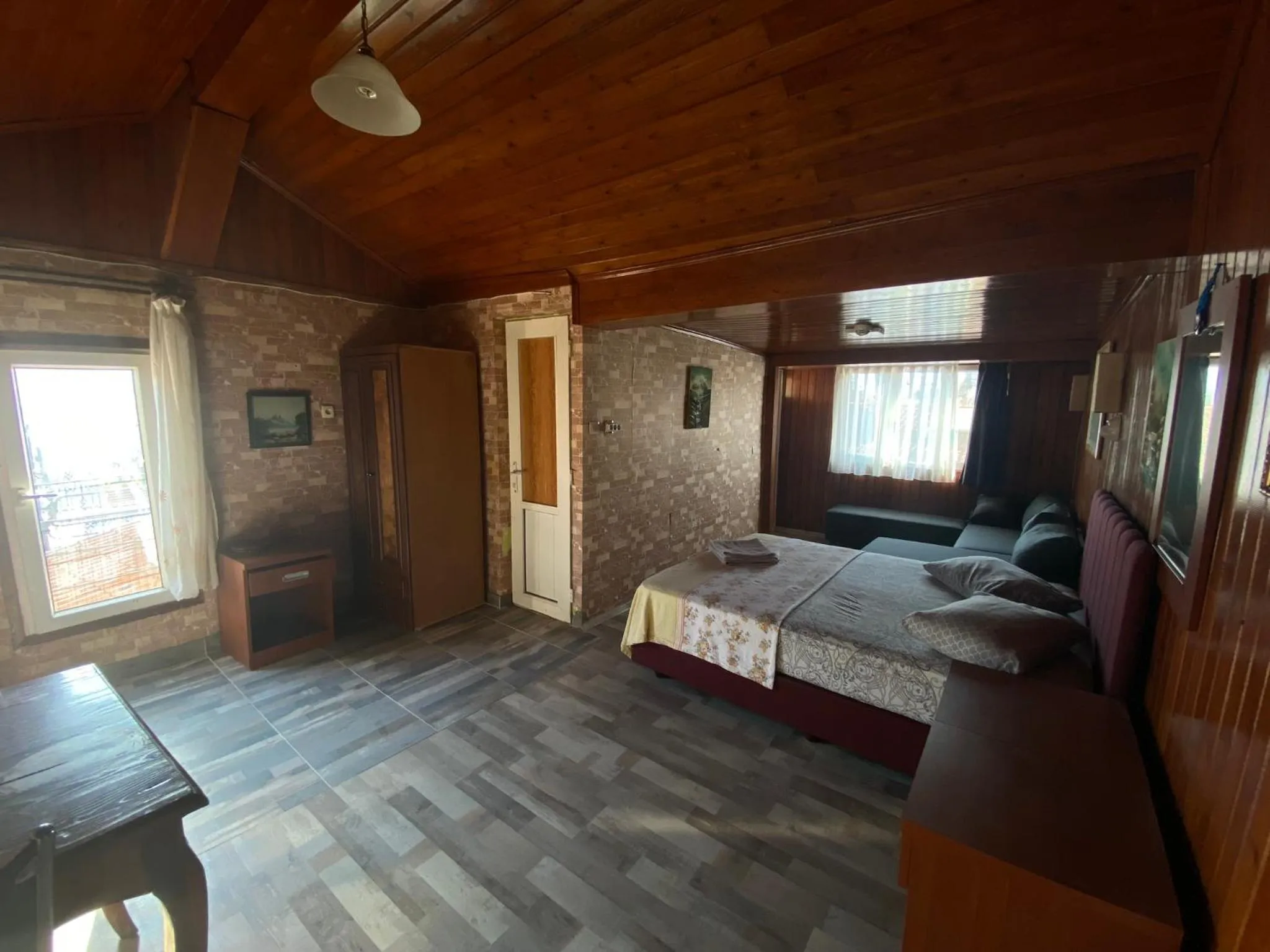 Bed in Camel Apartment