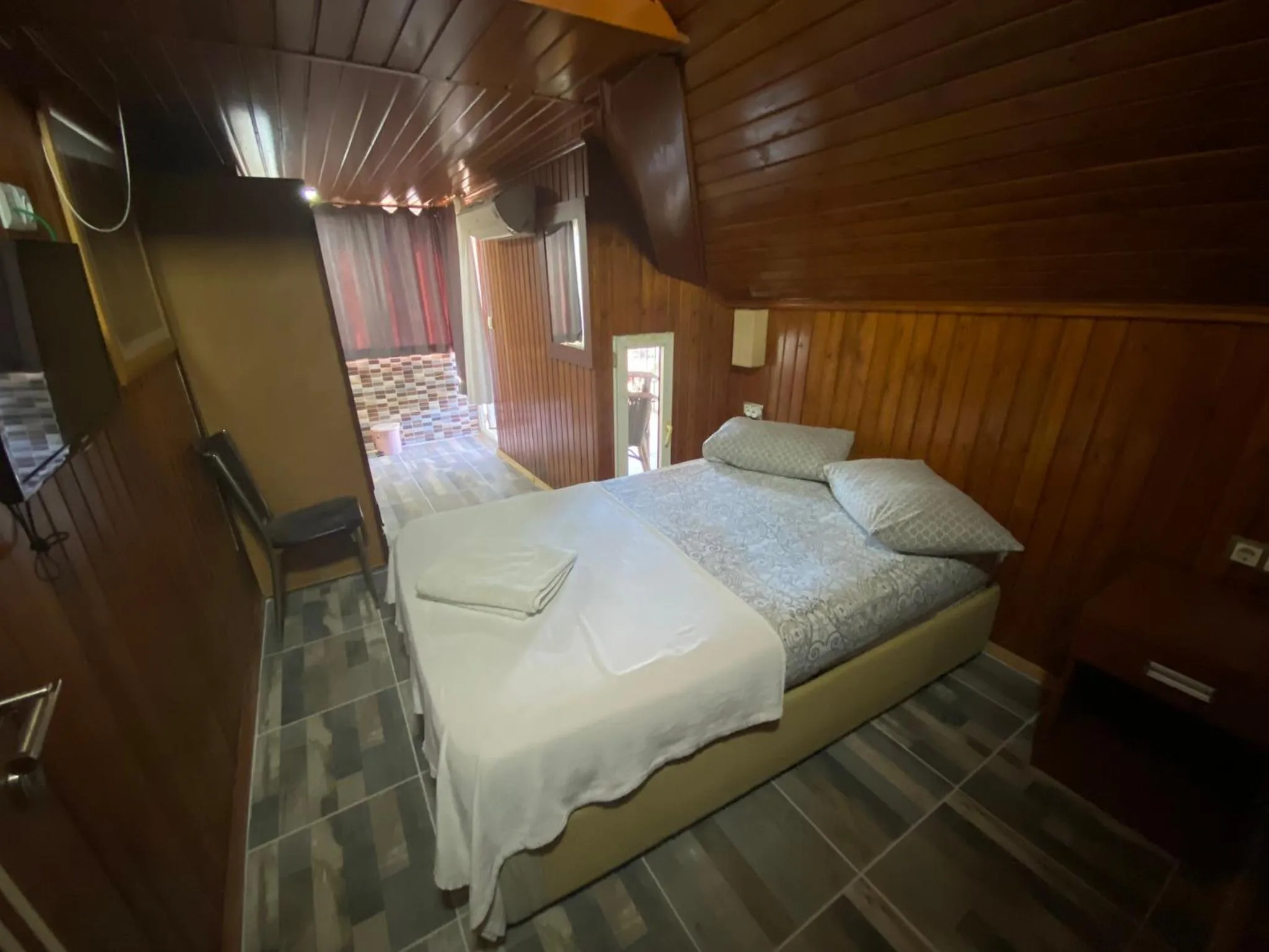 Bed in Camel Apartment