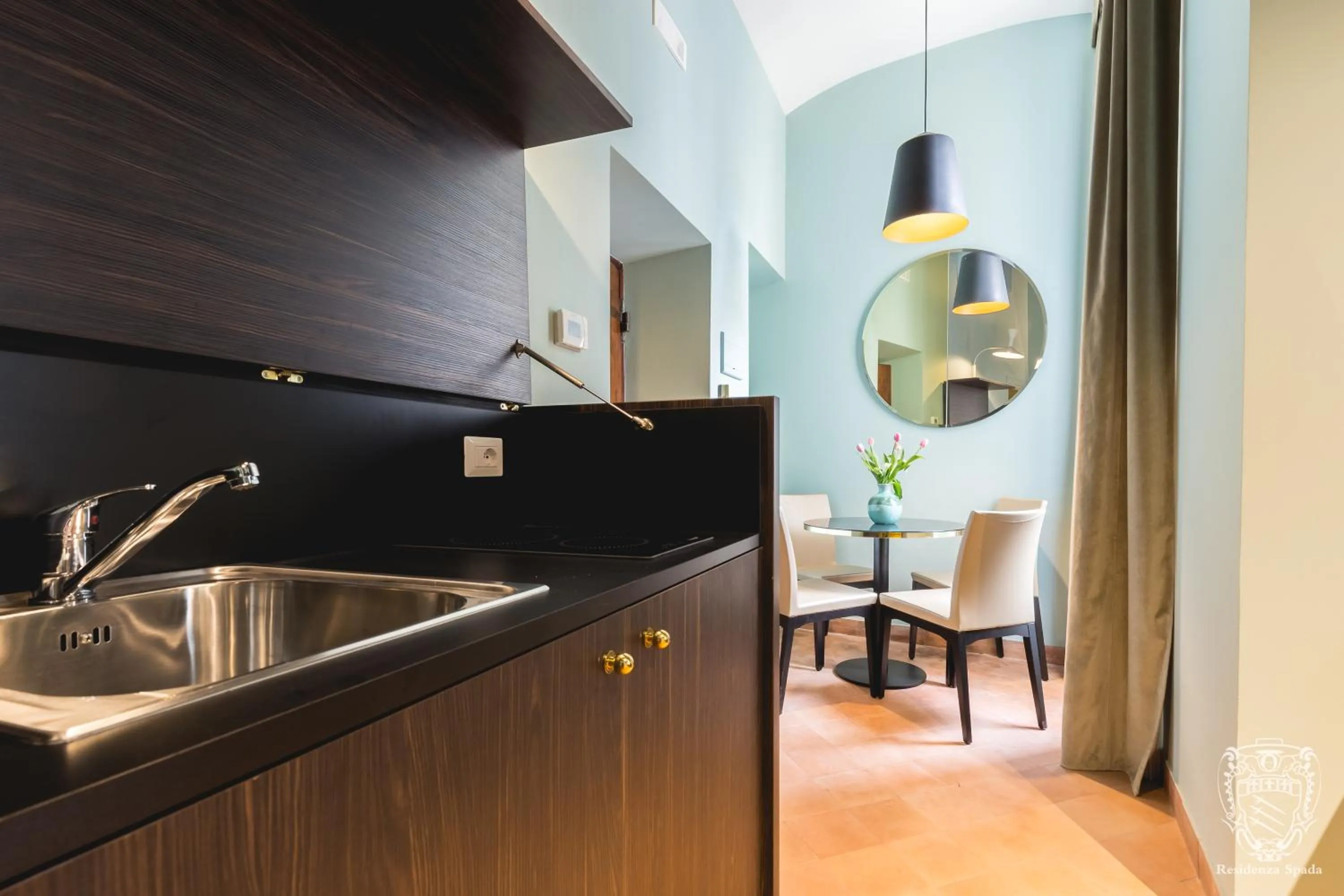 Kitchen or kitchenette in Residenza Spada