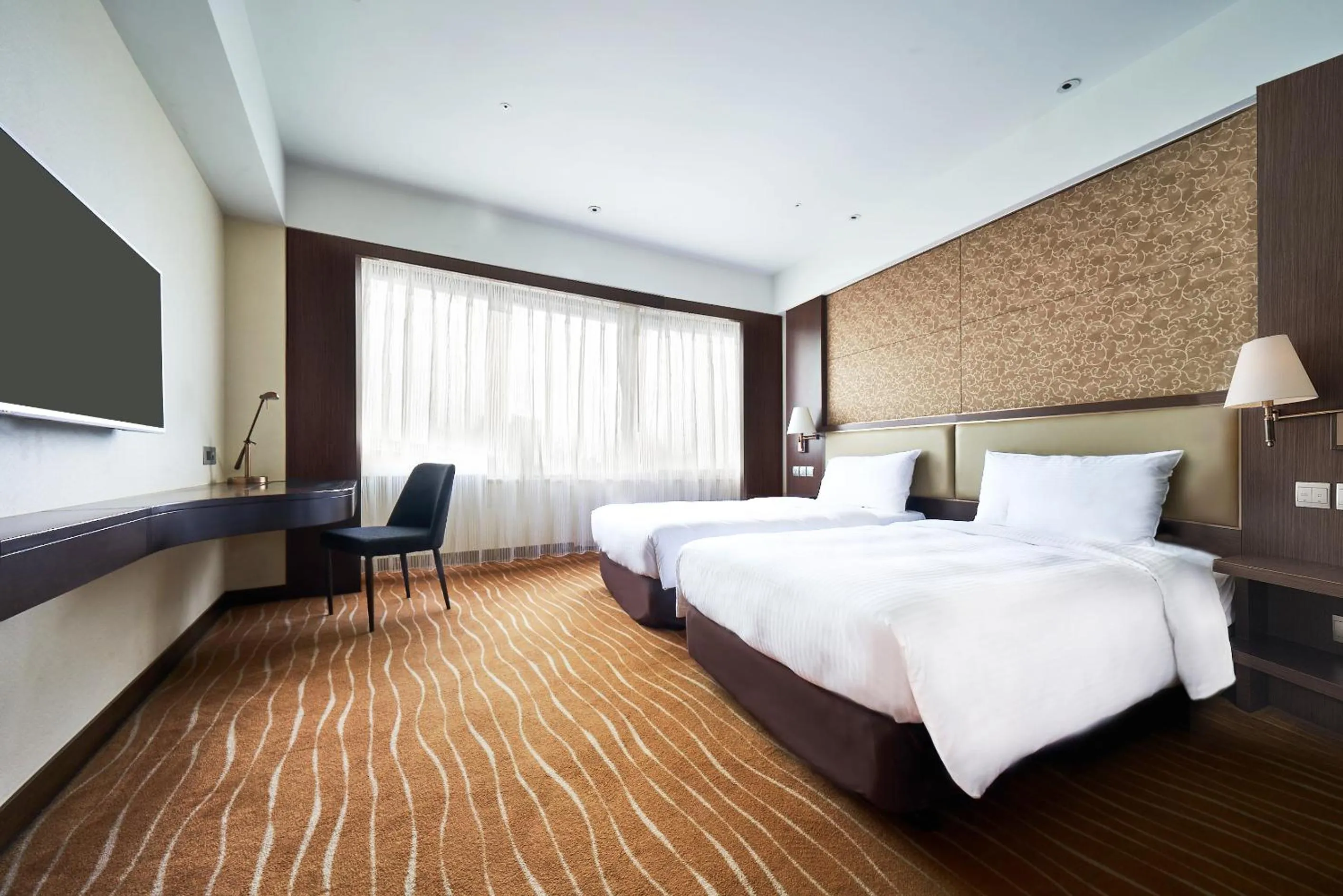 Photo of the whole room, Bed in ILLUME Taipei