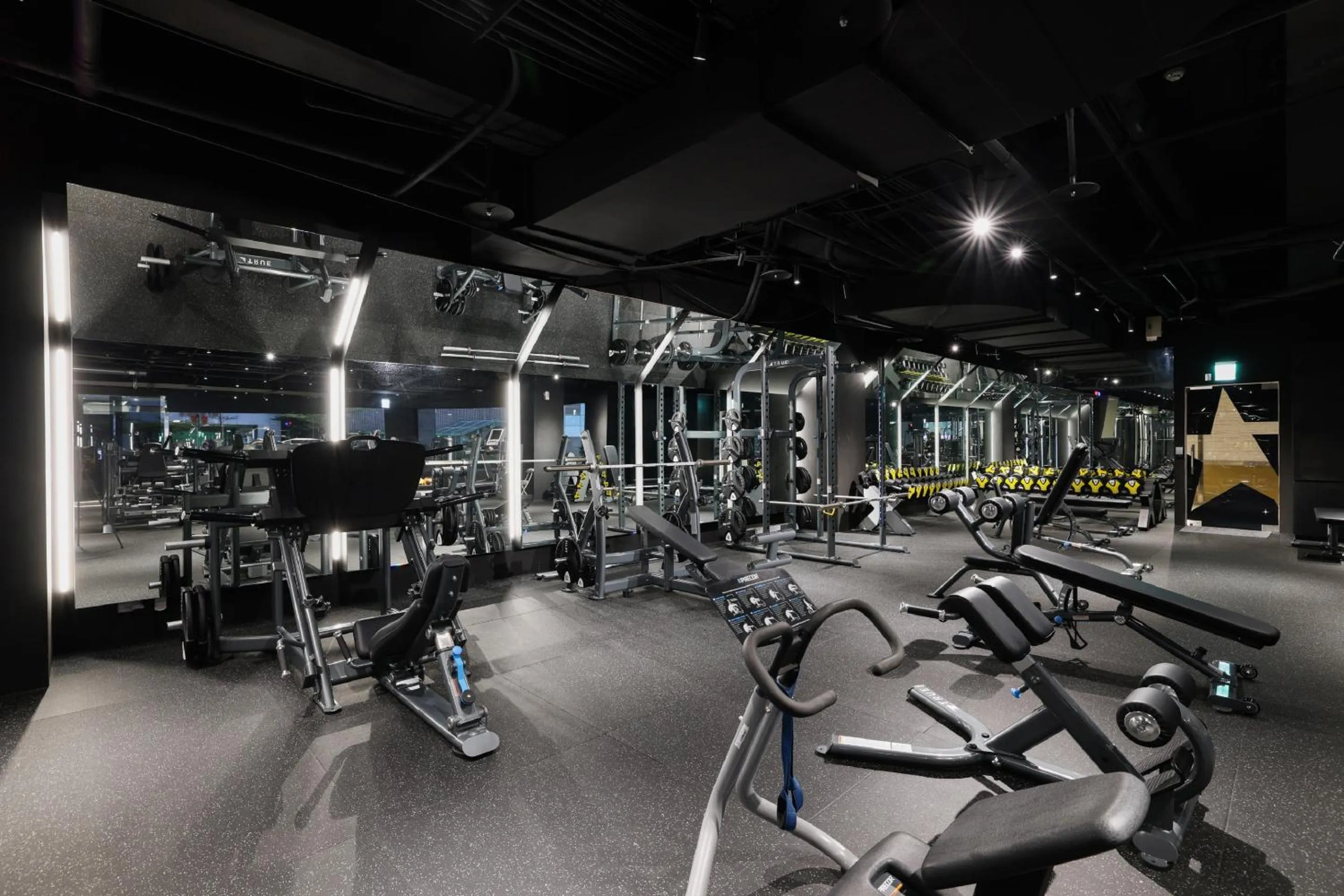 Fitness centre/facilities in ILLUME Taipei