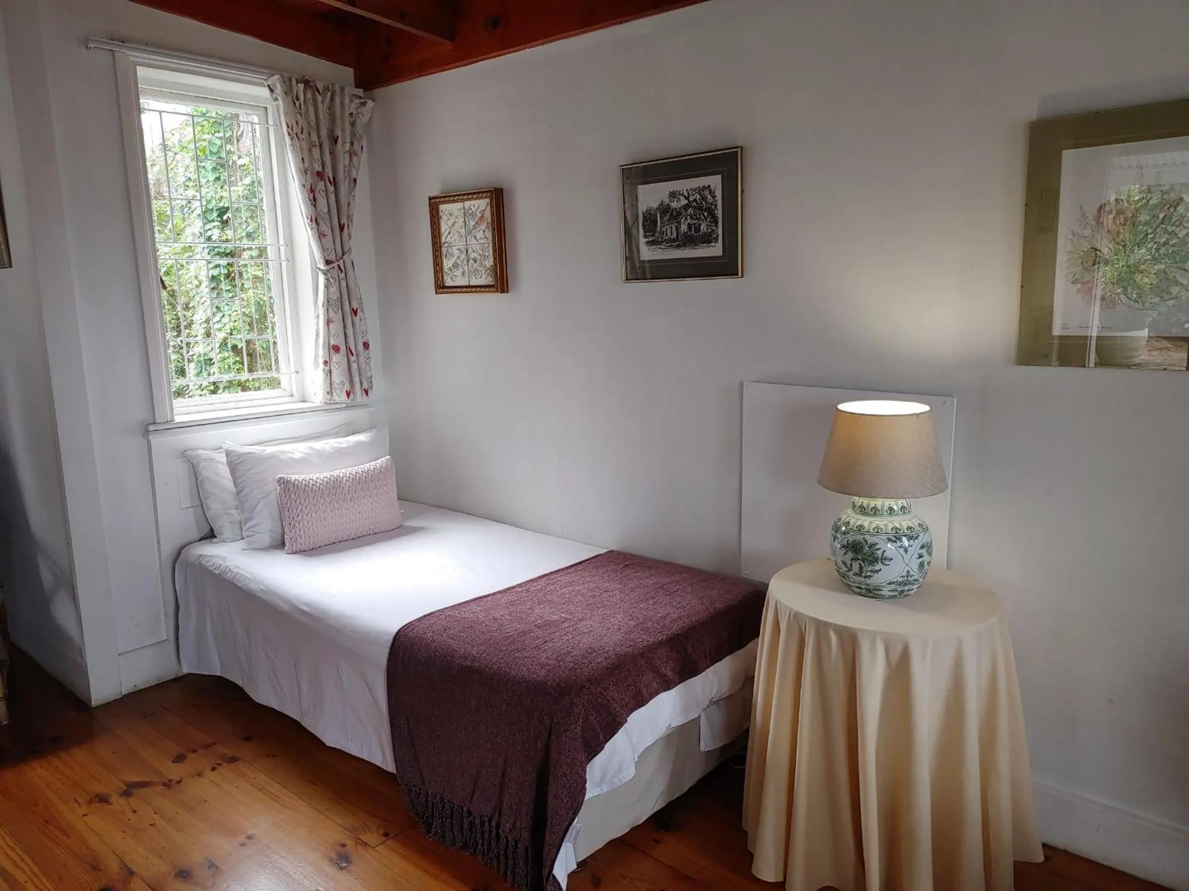 Bed in Yellowwood Lodge