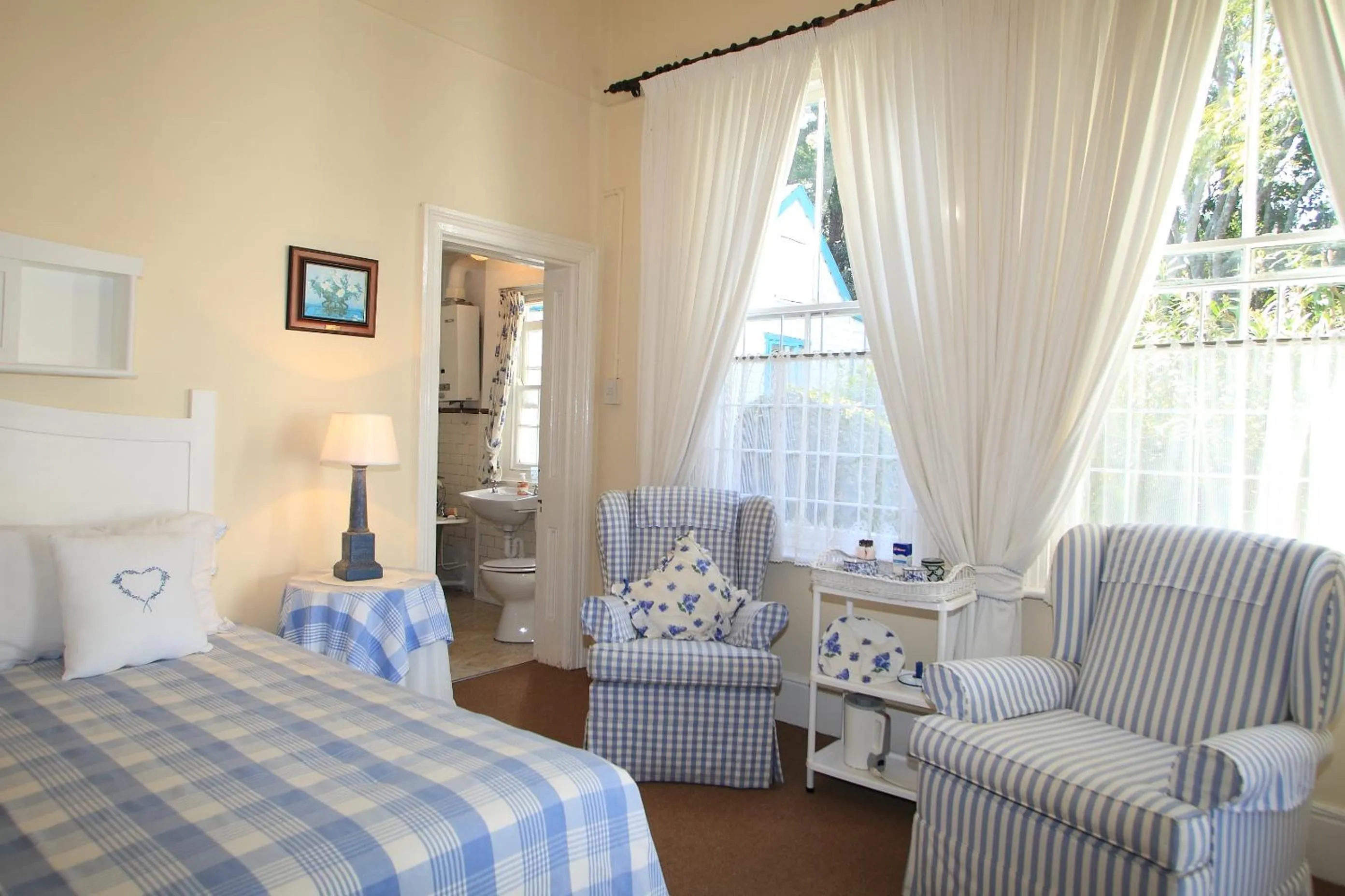 Bedroom, Bed in Yellowwood Lodge