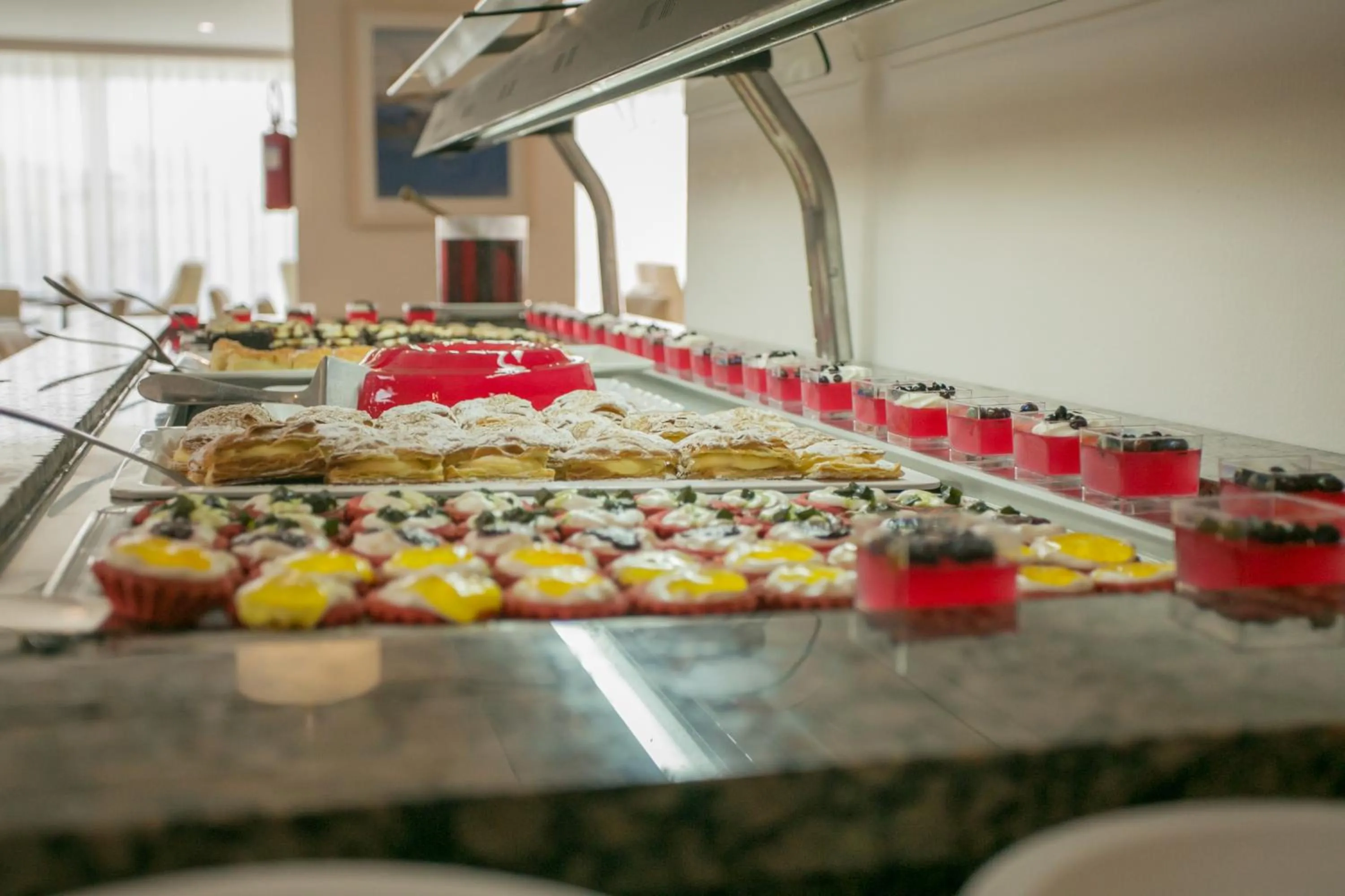 Food and drinks in Almyra Resort