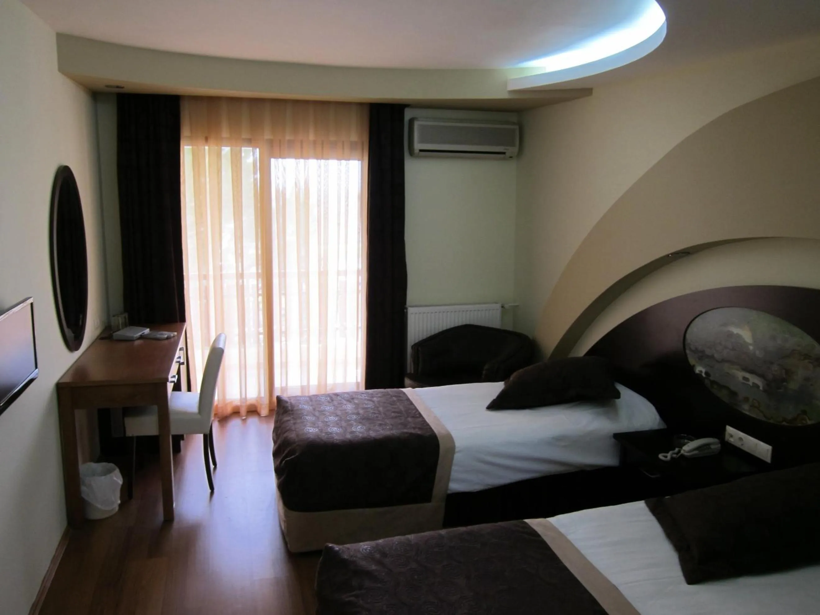 Bedroom, Bed in Berksoy Hotel