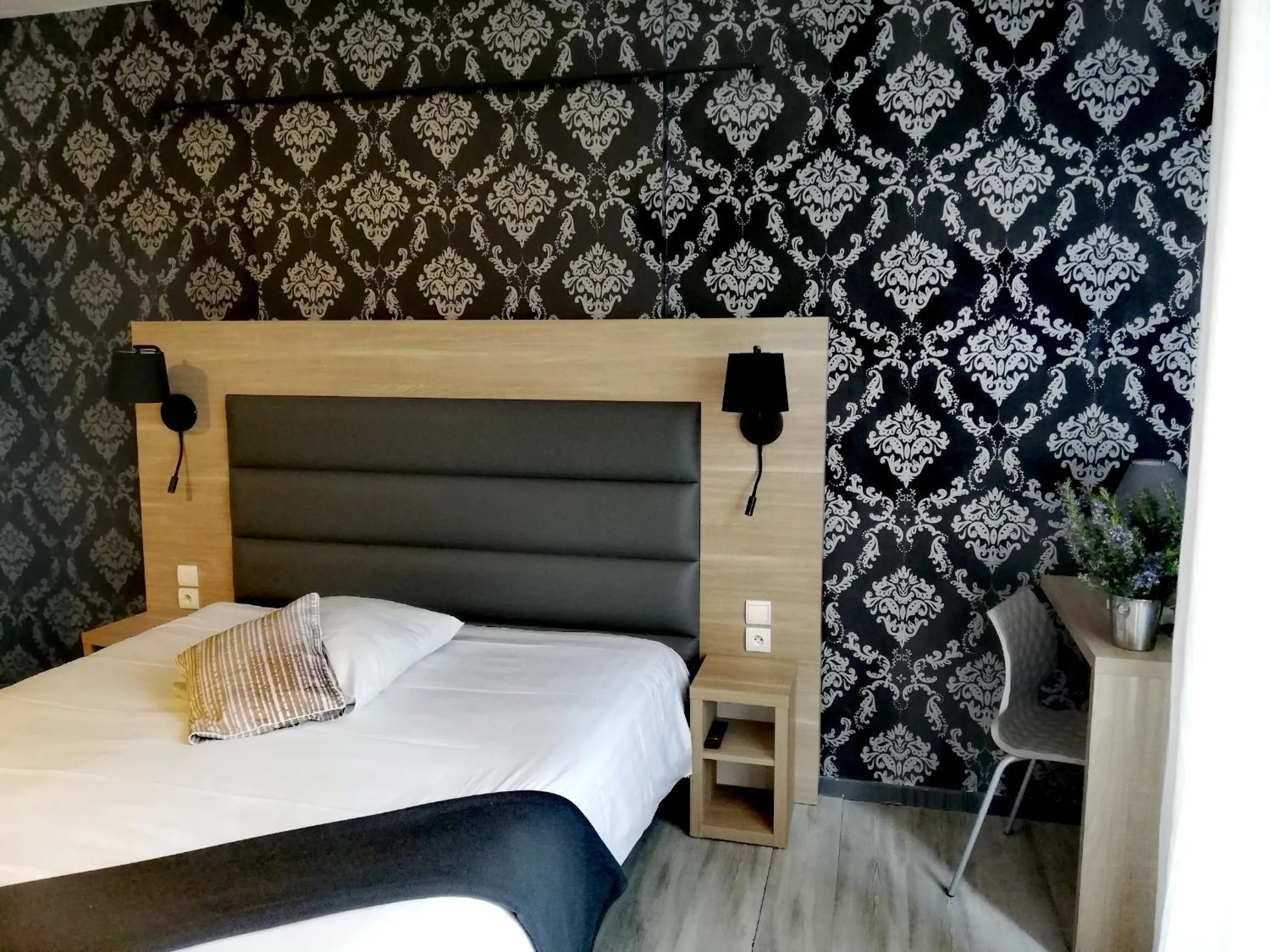 Bedroom, Bed in La Verrerie