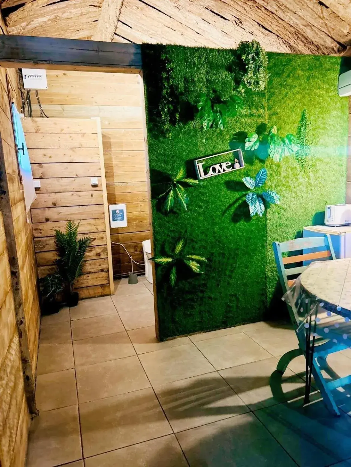 Double Room in Chambre avec spa privé Double Room in Chambre avec spa privé