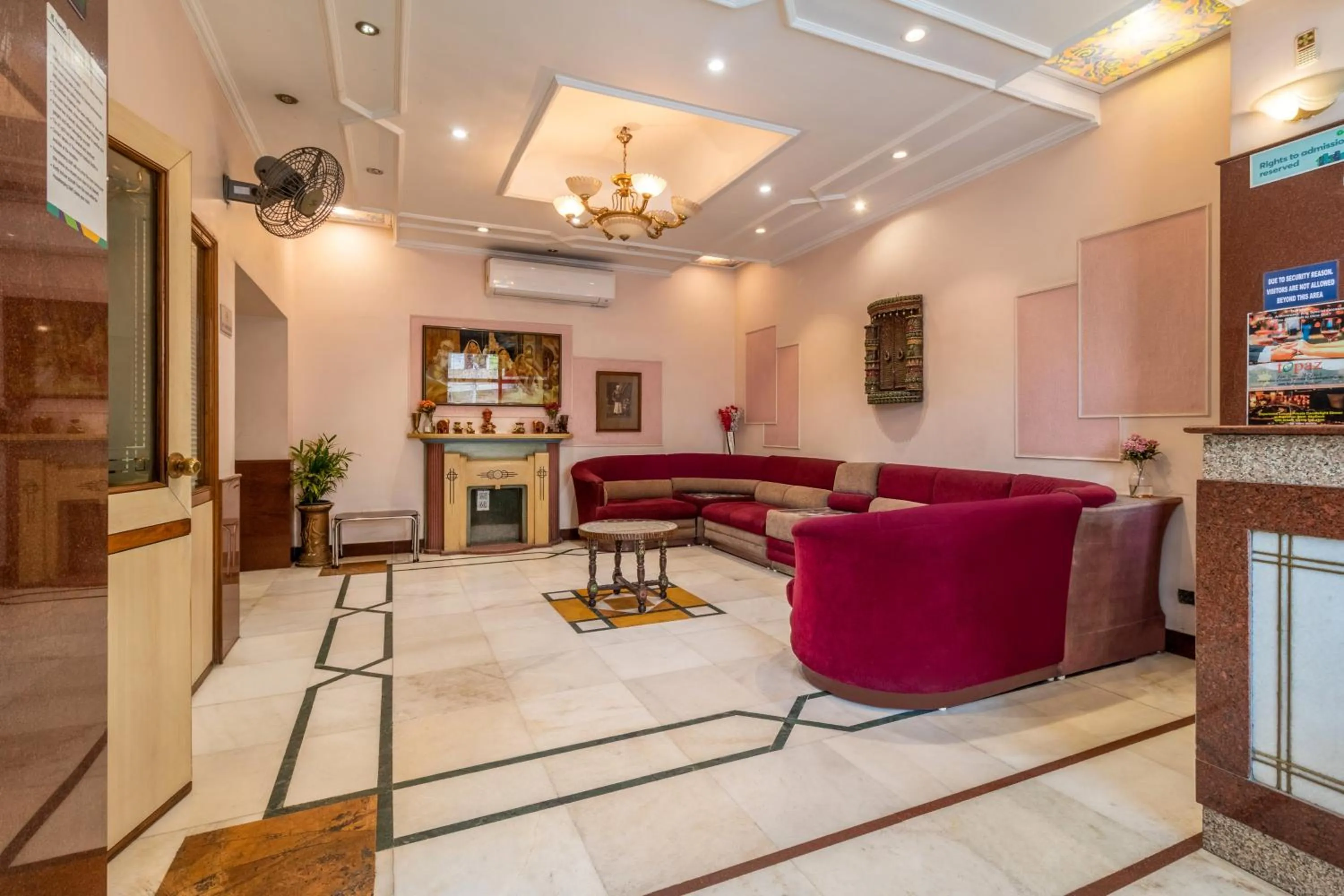 Seating area in Treebo Natraj - Jaipur