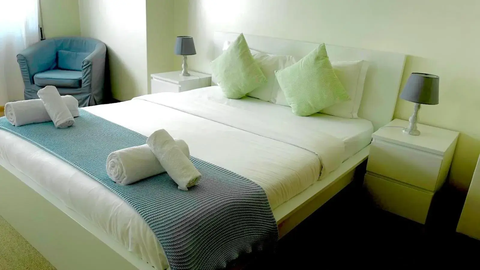 Double Room with Private External Bathroom in Origami Porto Residência & Hostel Double Room with Private External Bathroom in Origami Porto Residência & Hostel