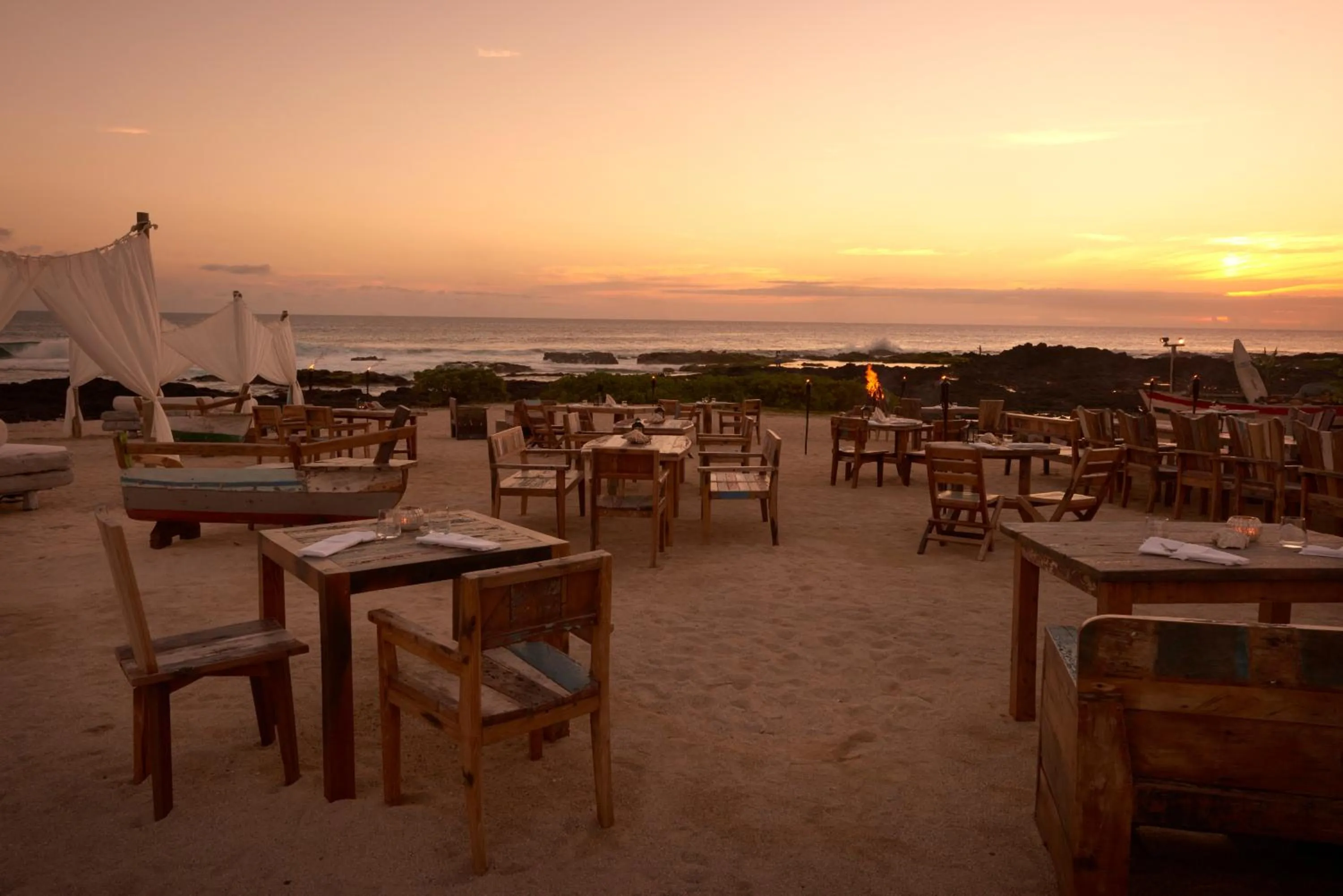 Restaurant/places to eat in Shanti Maurice Resort & Spa