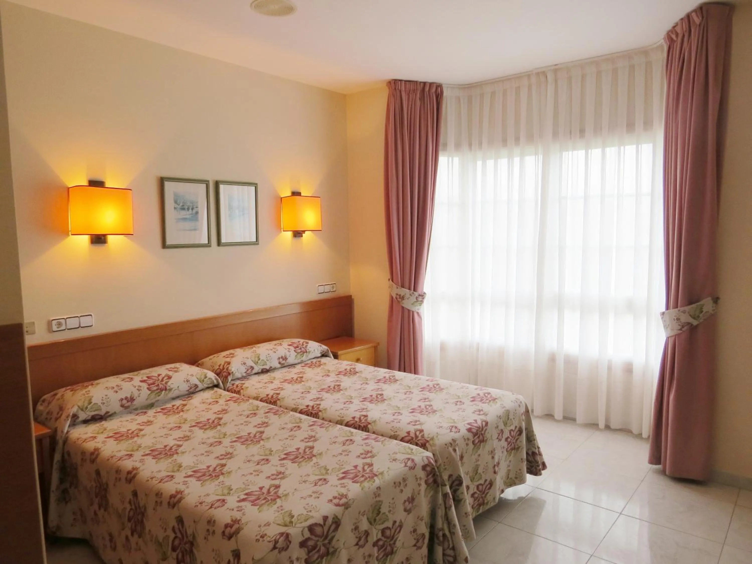 Bed in Hotel Nuevo Lanzada