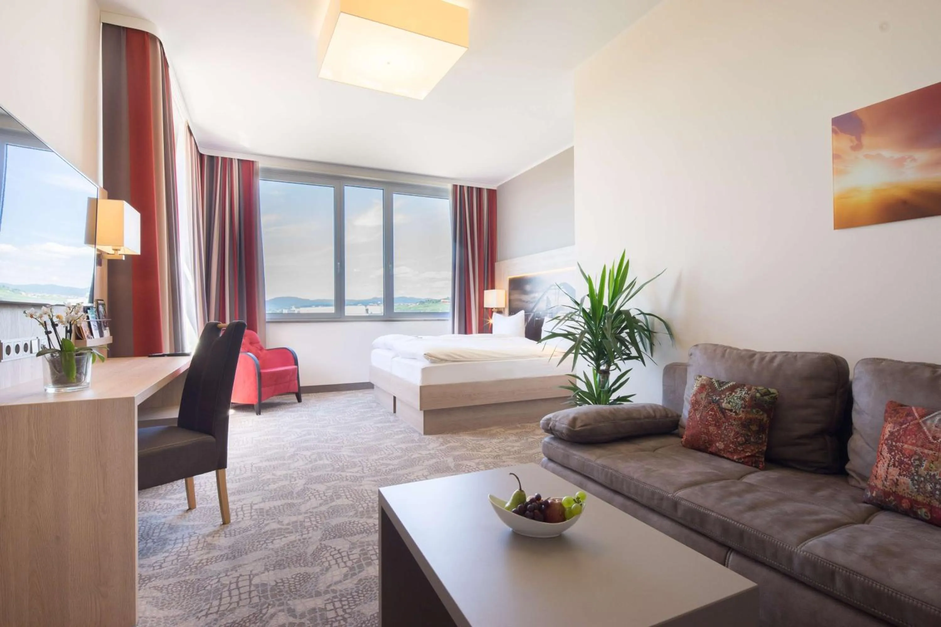 Bedroom, Bed in Best Western Hotel Dreiländerbrücke Weil am Rhein / Basel