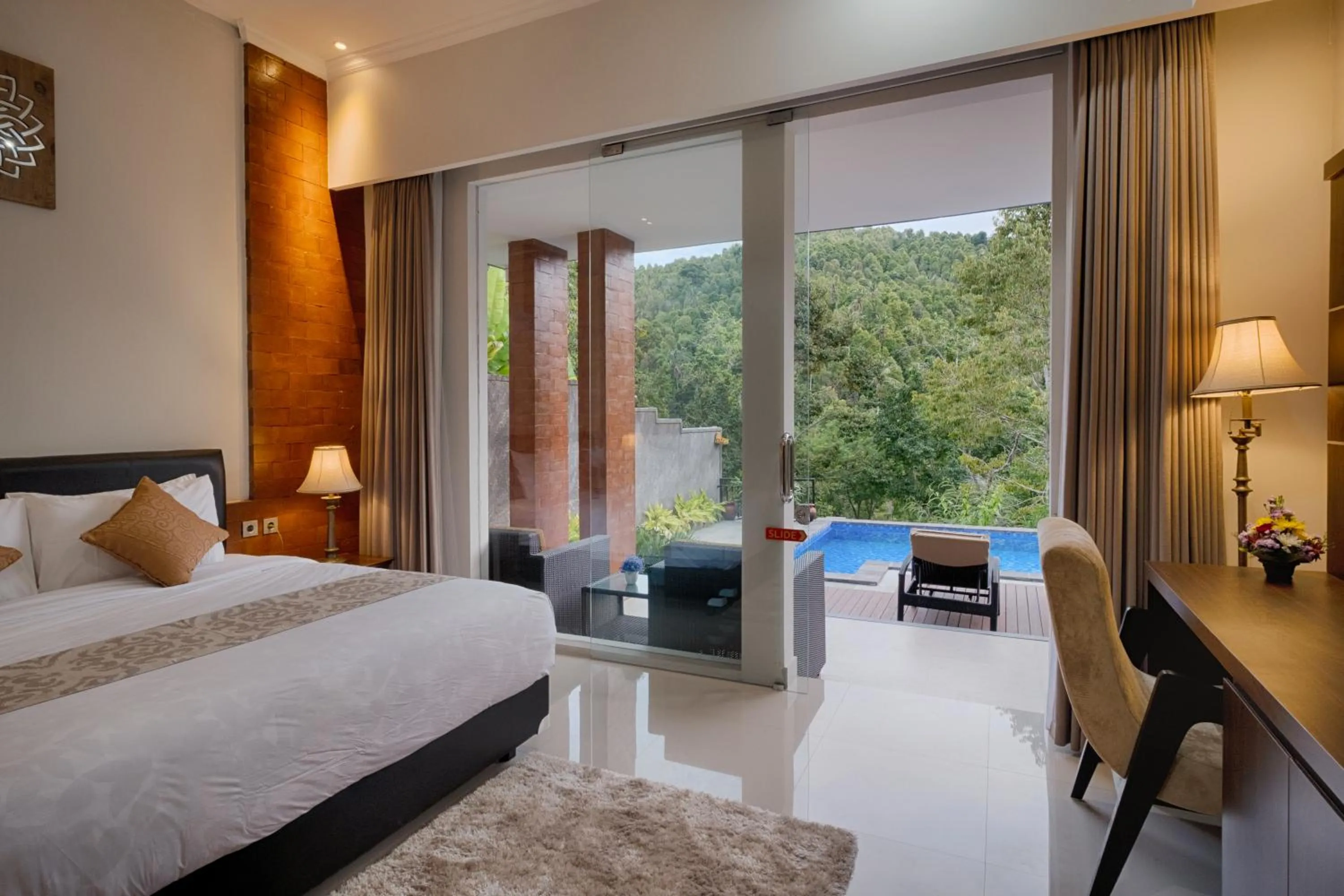 Bed in Nadira Bali Villa