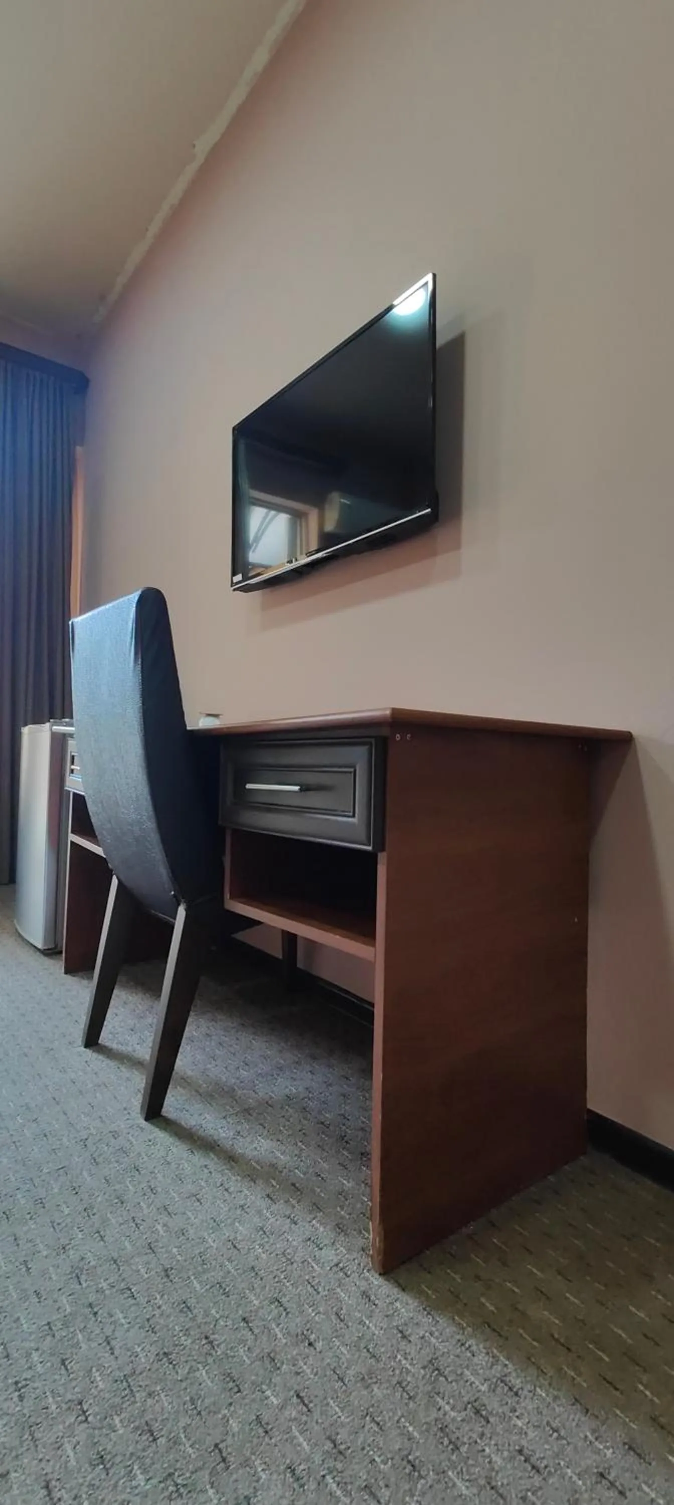 Area and facilities in Areg Hotel