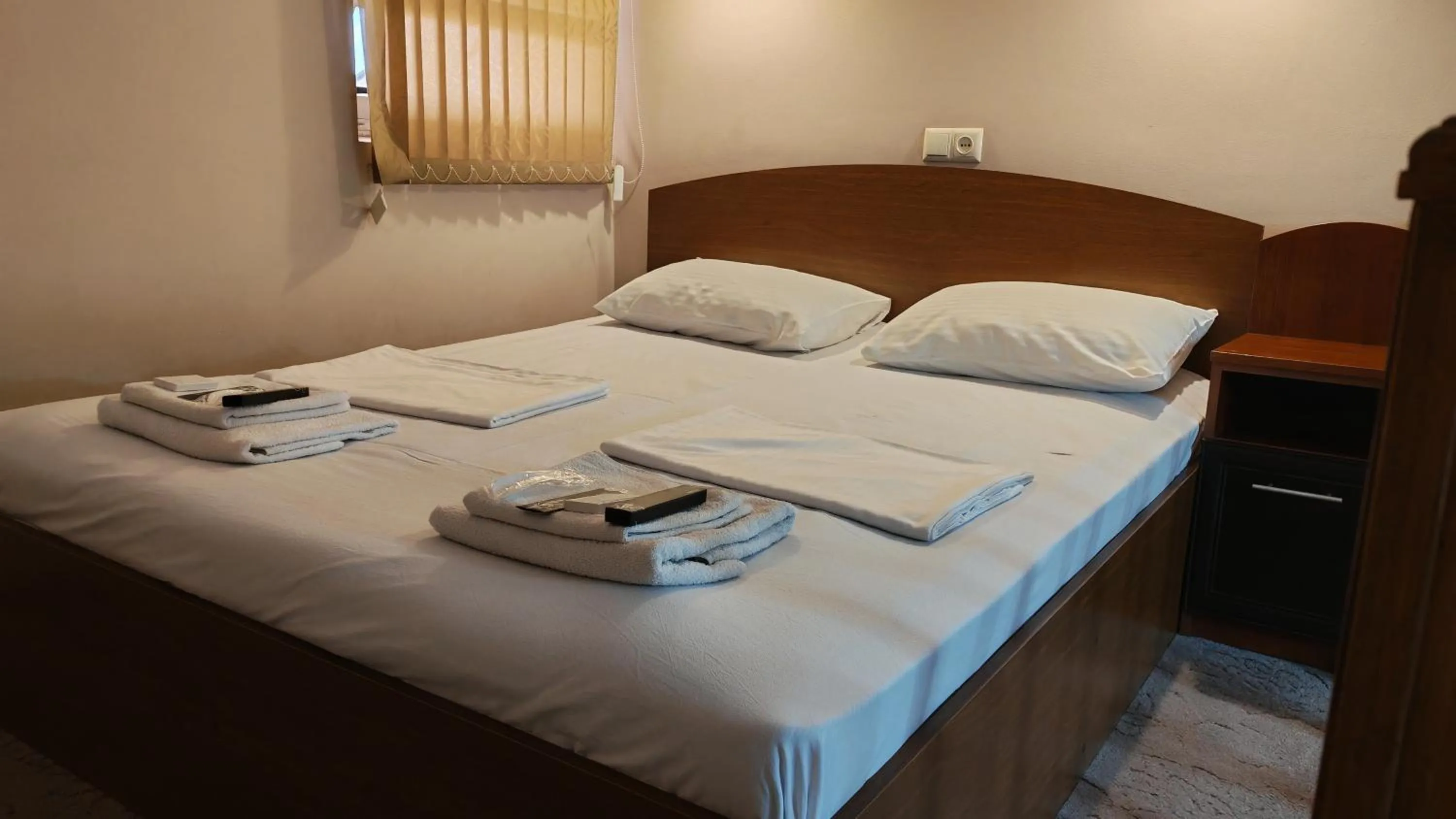 Bed in Areg Hotel