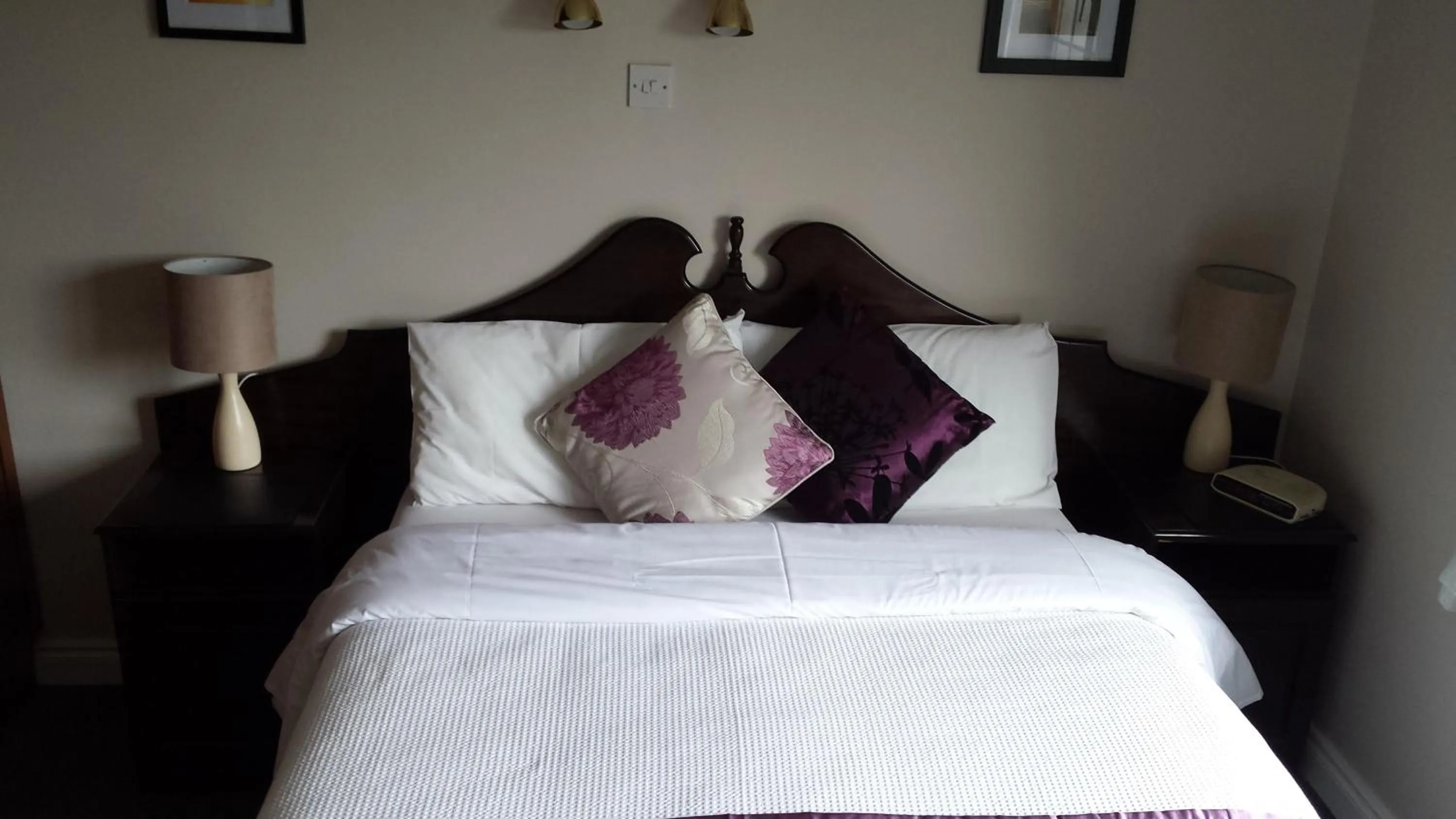 Bed in Riverview House